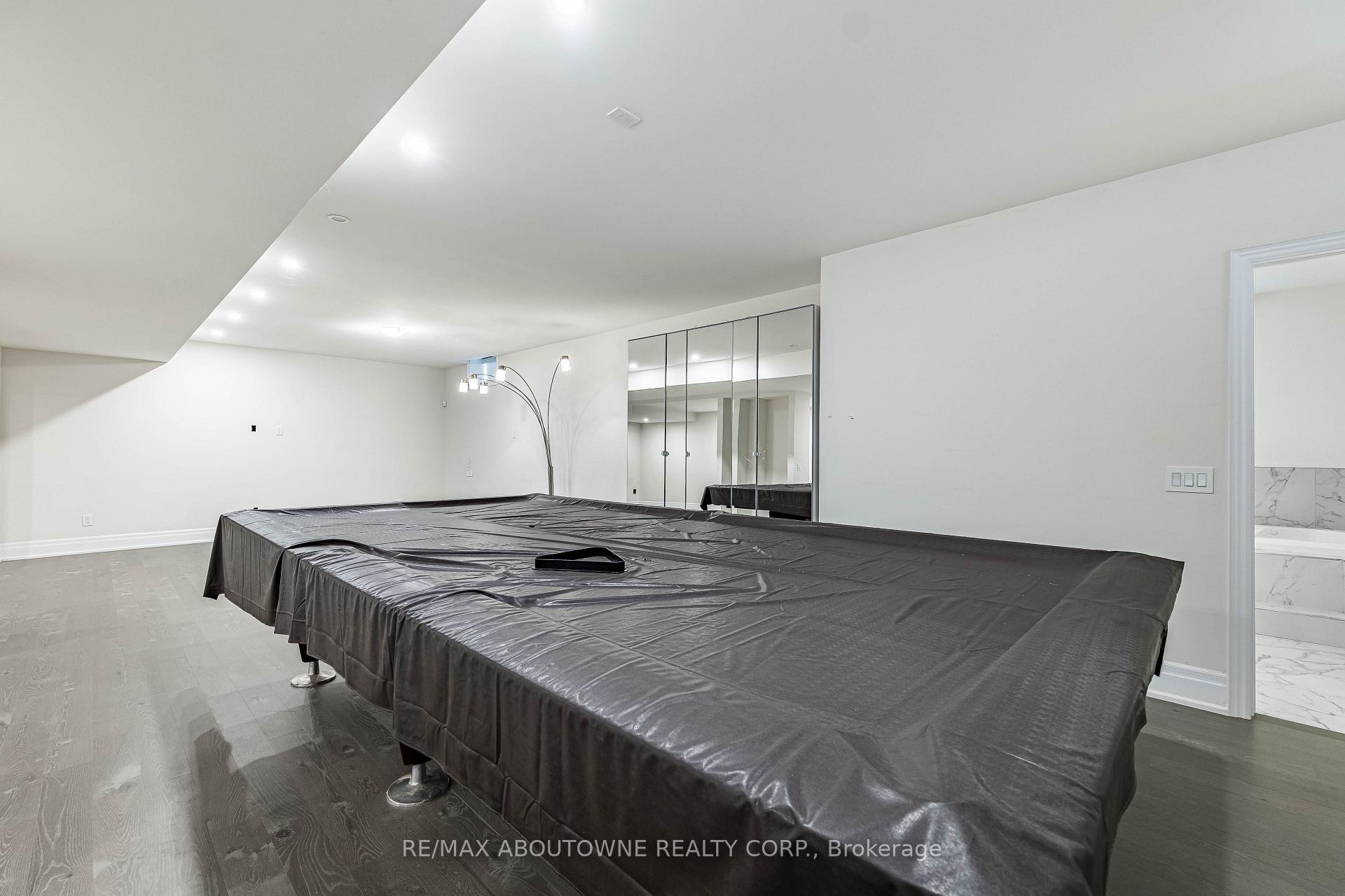 Photo 39 of 1217 Ironbridge Road, Oakville, Glen Abbey — HOMEH