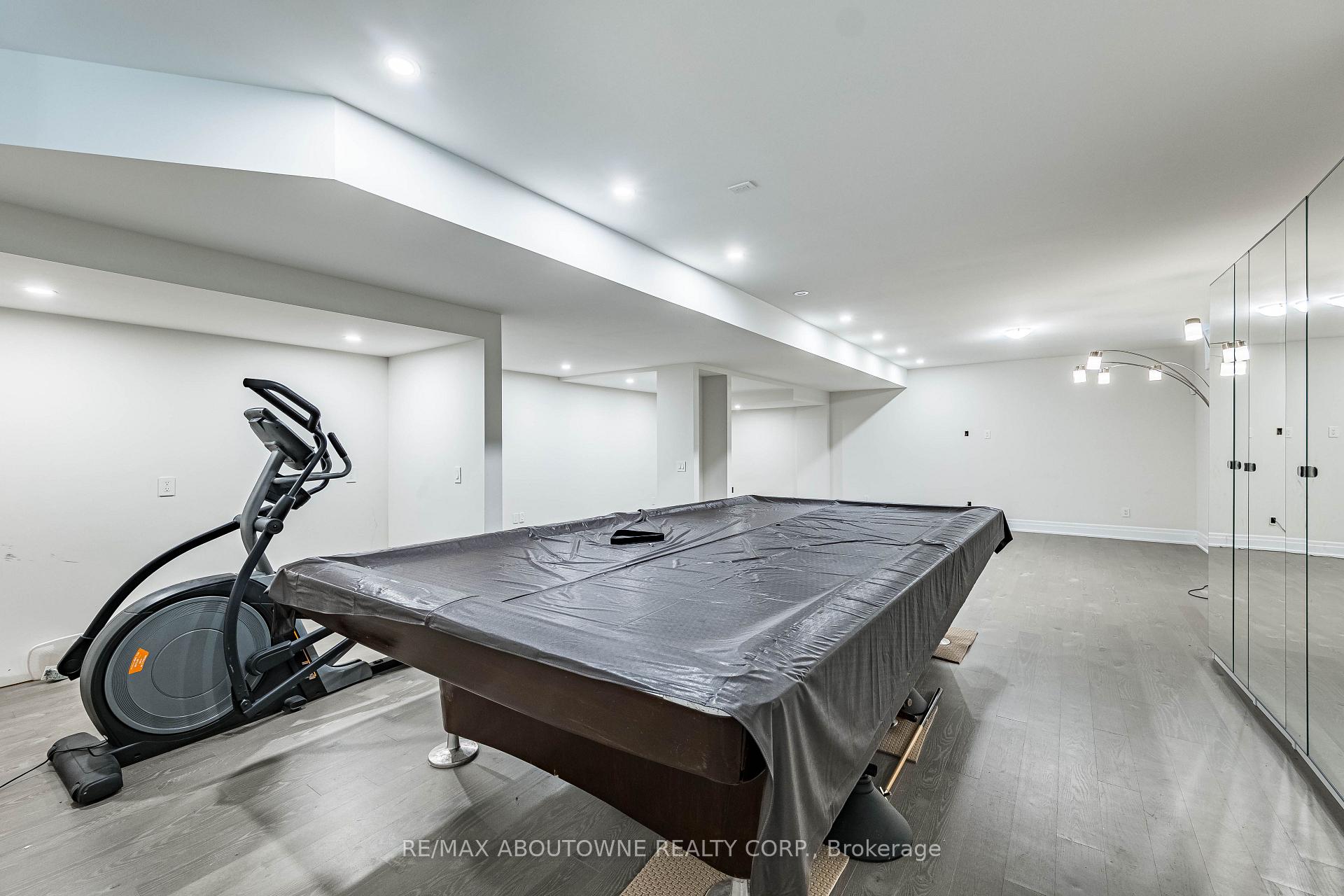 Photo 40 of 1217 Ironbridge Road, Oakville, Glen Abbey — HOMEH
