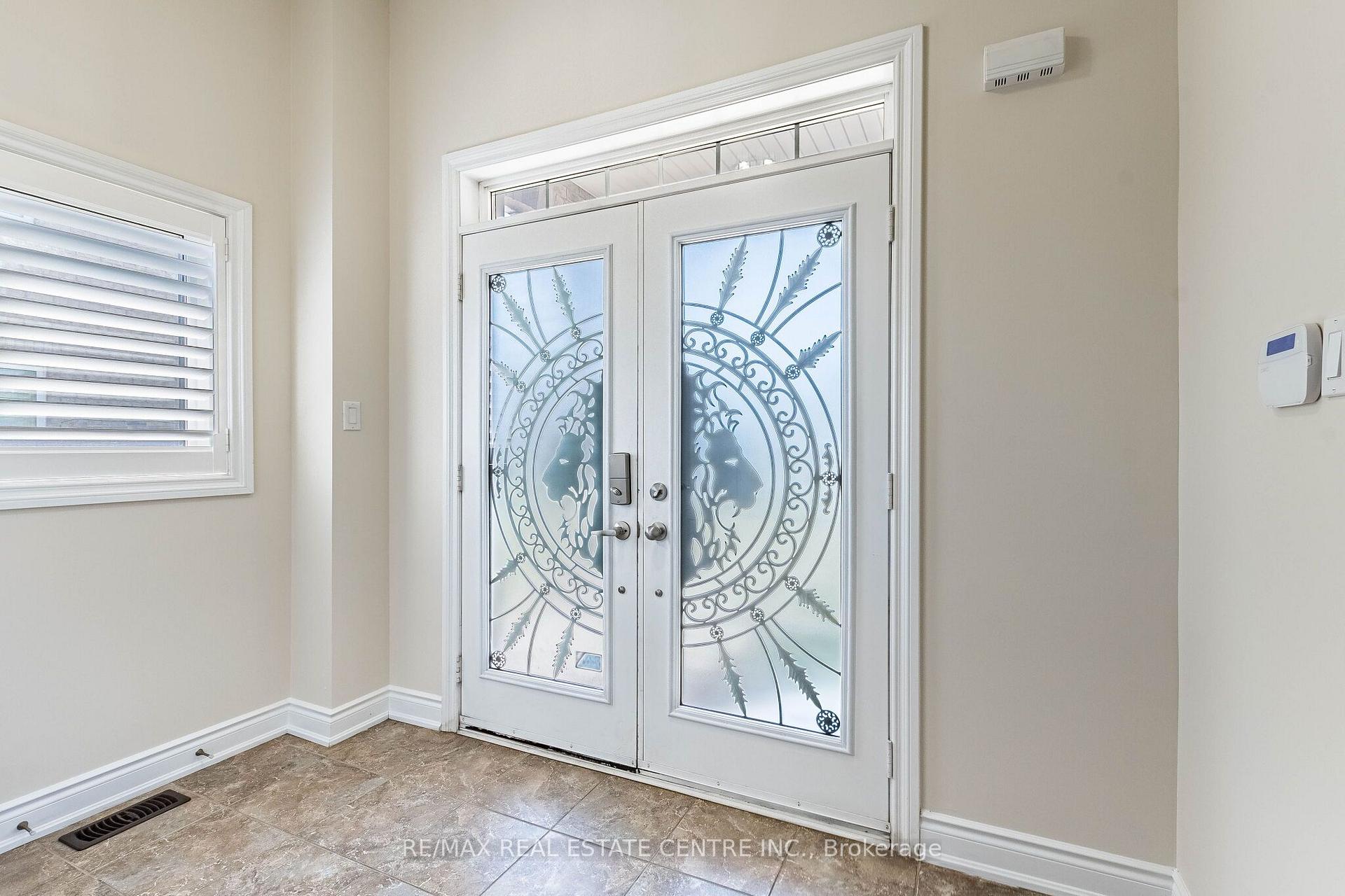Photo 6 of 22 Red Ash Court, Brampton, Northwood Park — HOMEH