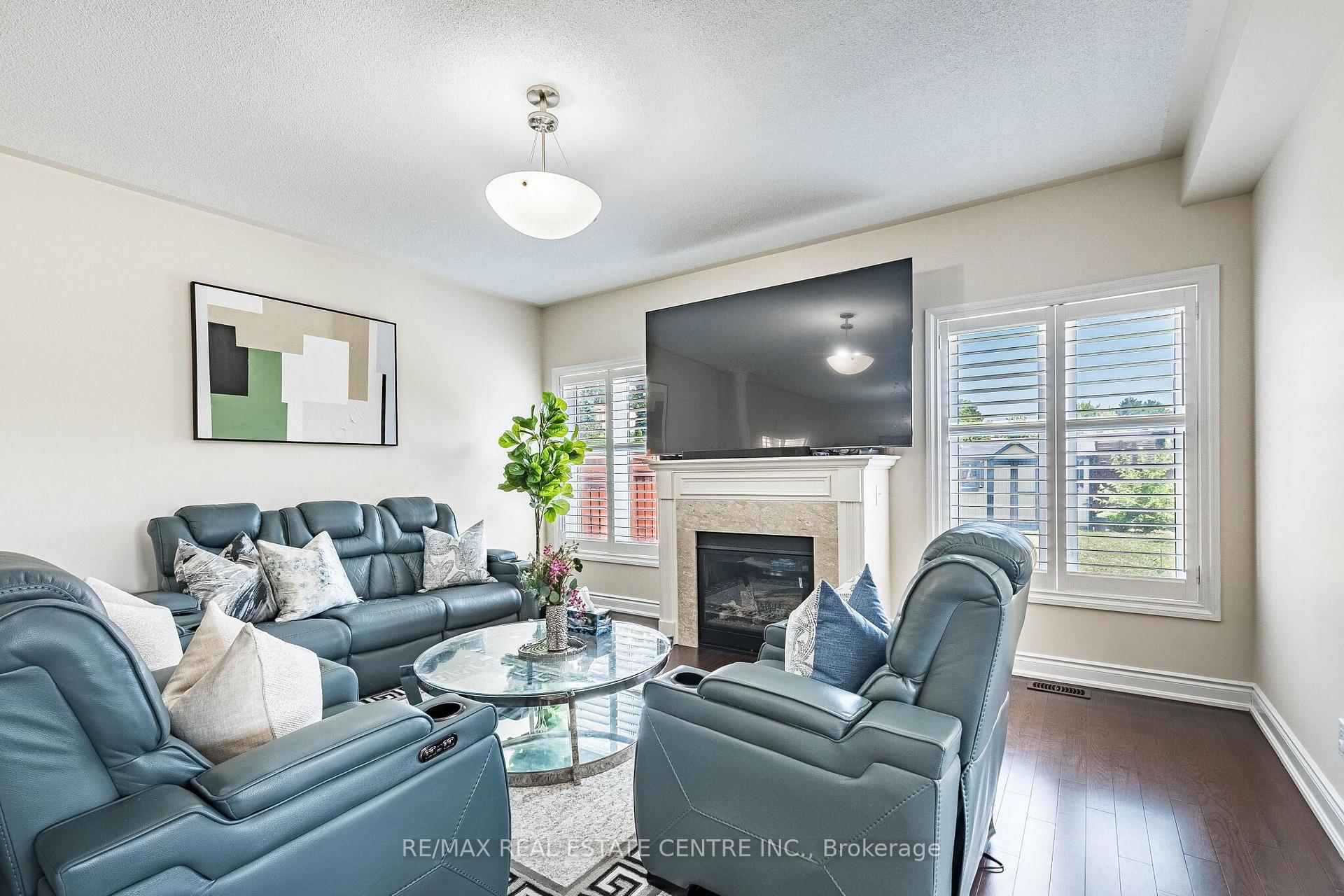Photo 9 of 22 Red Ash Court, Brampton, Northwood Park — HOMEH