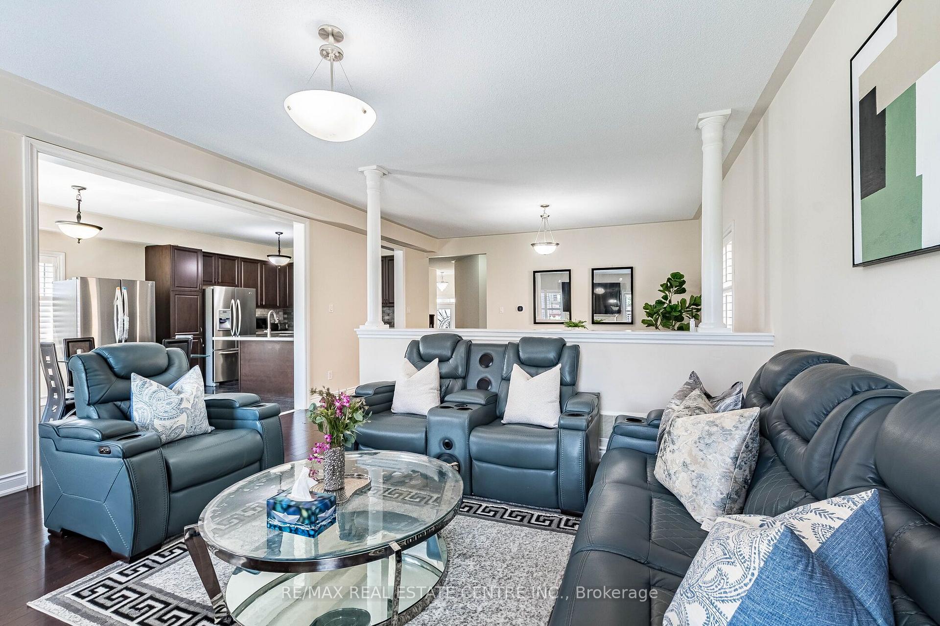 Photo 11 of 22 Red Ash Court, Brampton, Northwood Park — HOMEH