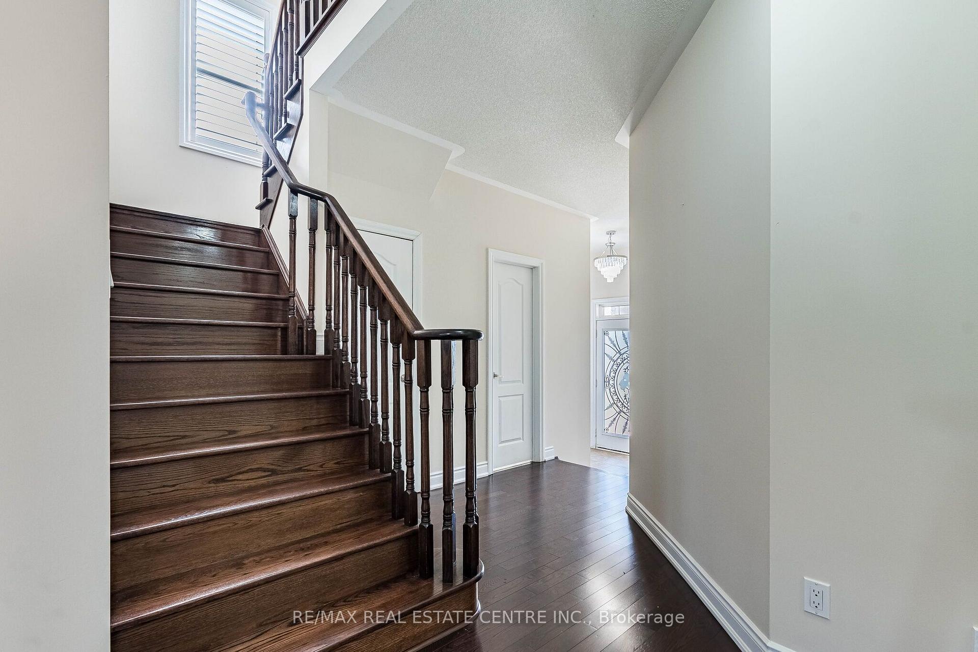 Photo 19 of 22 Red Ash Court, Brampton, Northwood Park — HOMEH