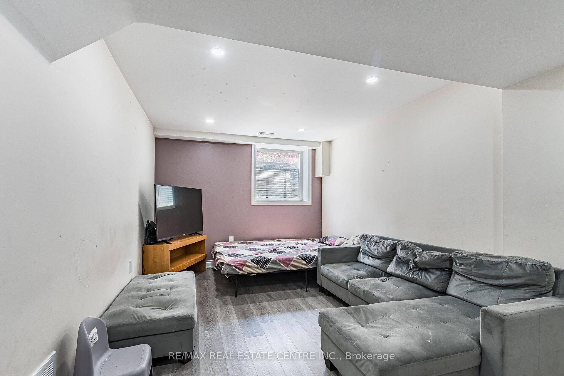 Photo 41 of 22 Red Ash Court, Brampton, Northwood Park — HOMEH