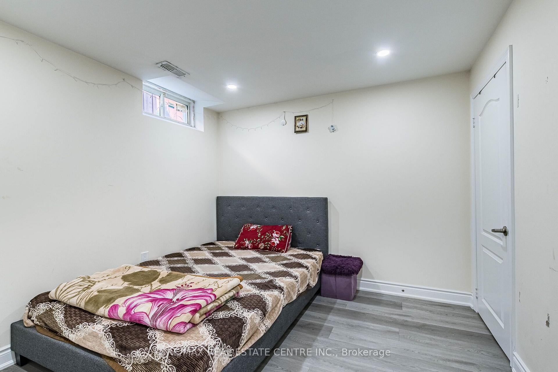 Photo 45 of 22 Red Ash Court, Brampton, Northwood Park — HOMEH