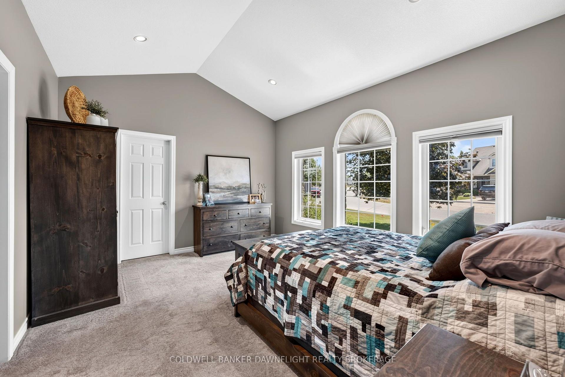 Photo 8 of 51 Snider Crescent, South Huron, Exeter — HOMEH