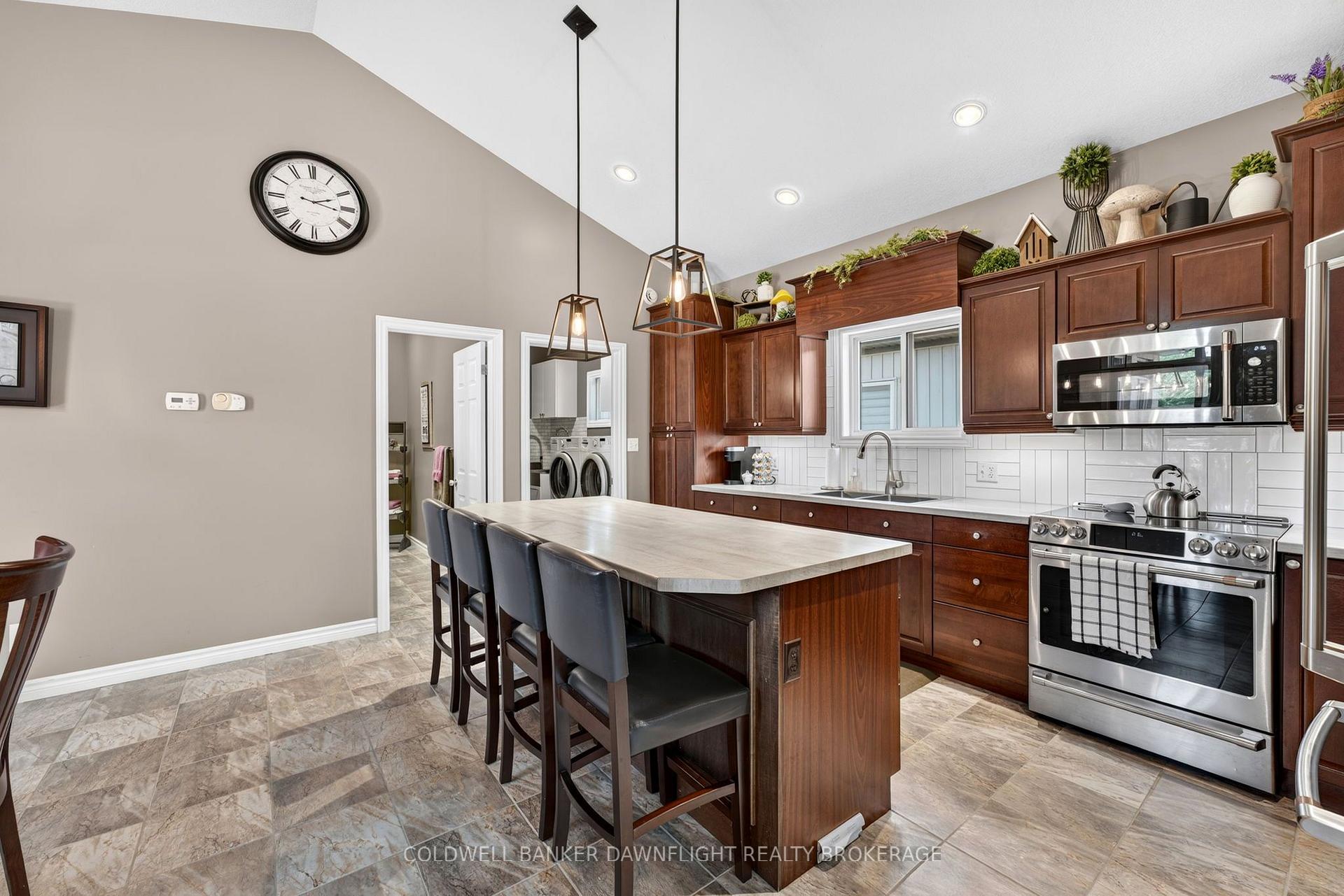 Photo 22 of 51 Snider Crescent, South Huron, Exeter — HOMEH