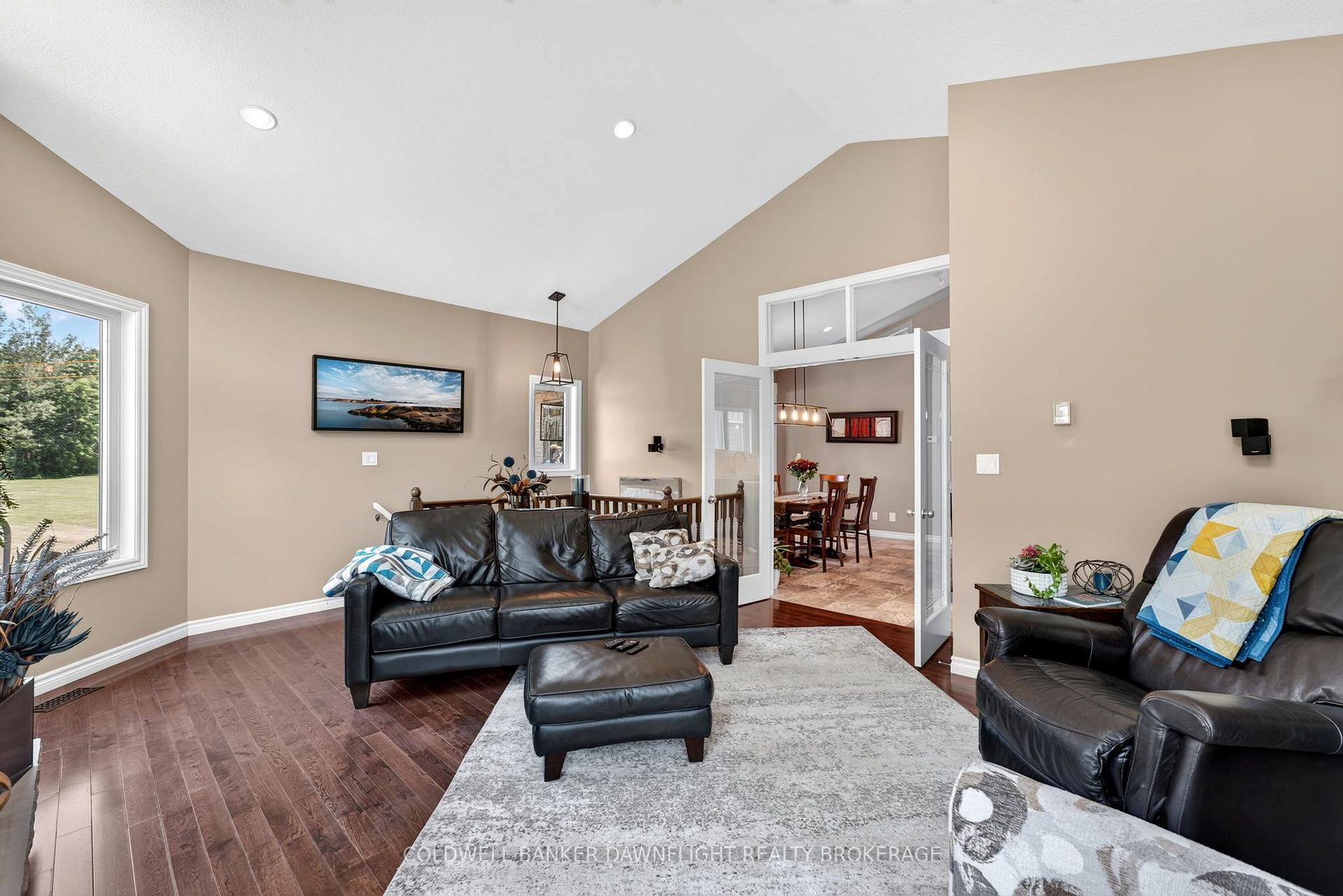 Photo 25 of 51 Snider Crescent, South Huron, Exeter — HOMEH