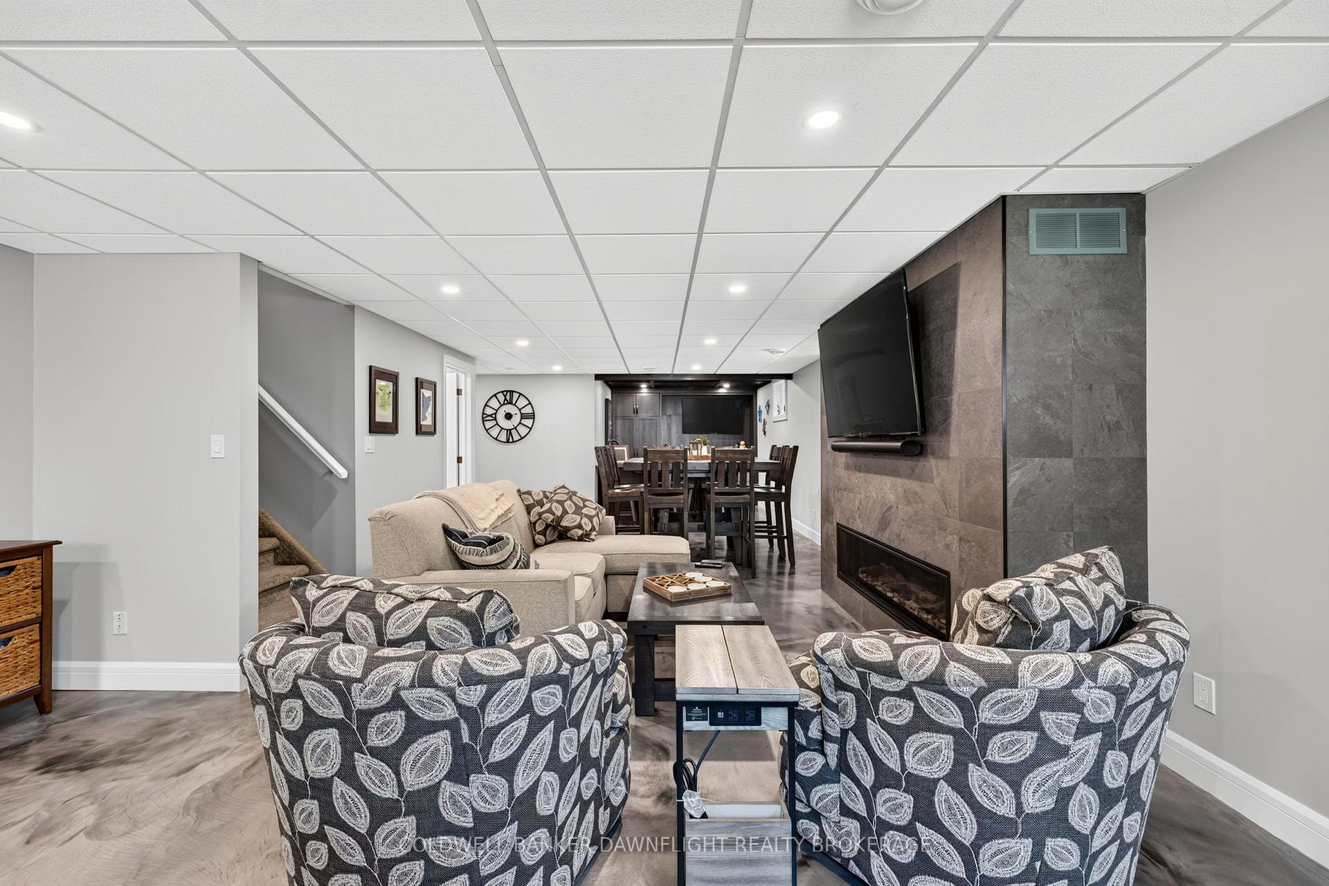 Photo 31 of 51 Snider Crescent, South Huron, Exeter — HOMEH