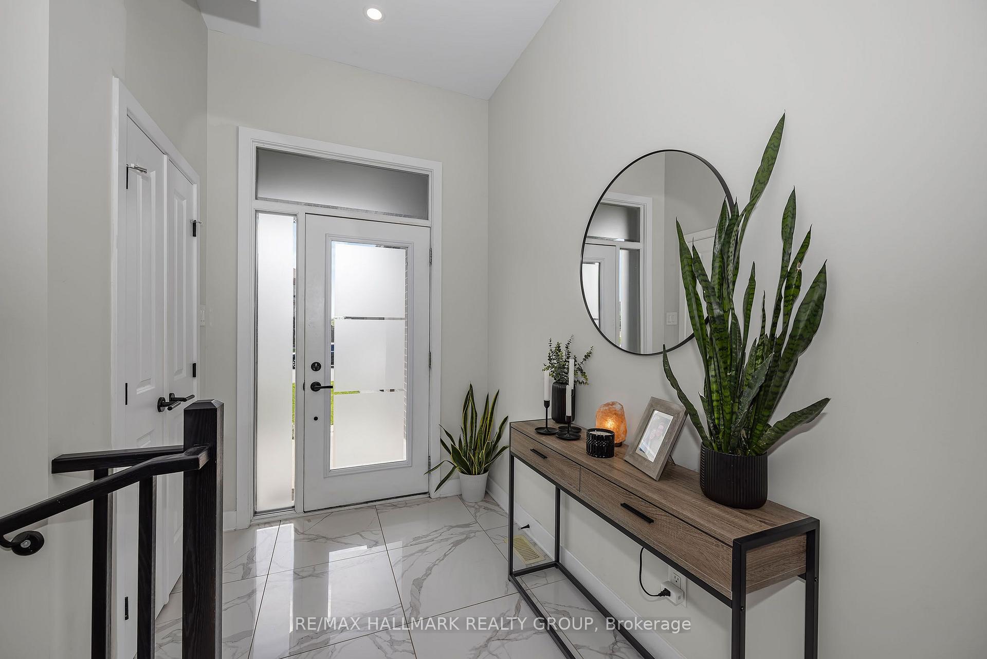 Photo 5 of 208 Big Dipper Street E, Ottawa, Riverside South/Gloucester Glen — HOMEH