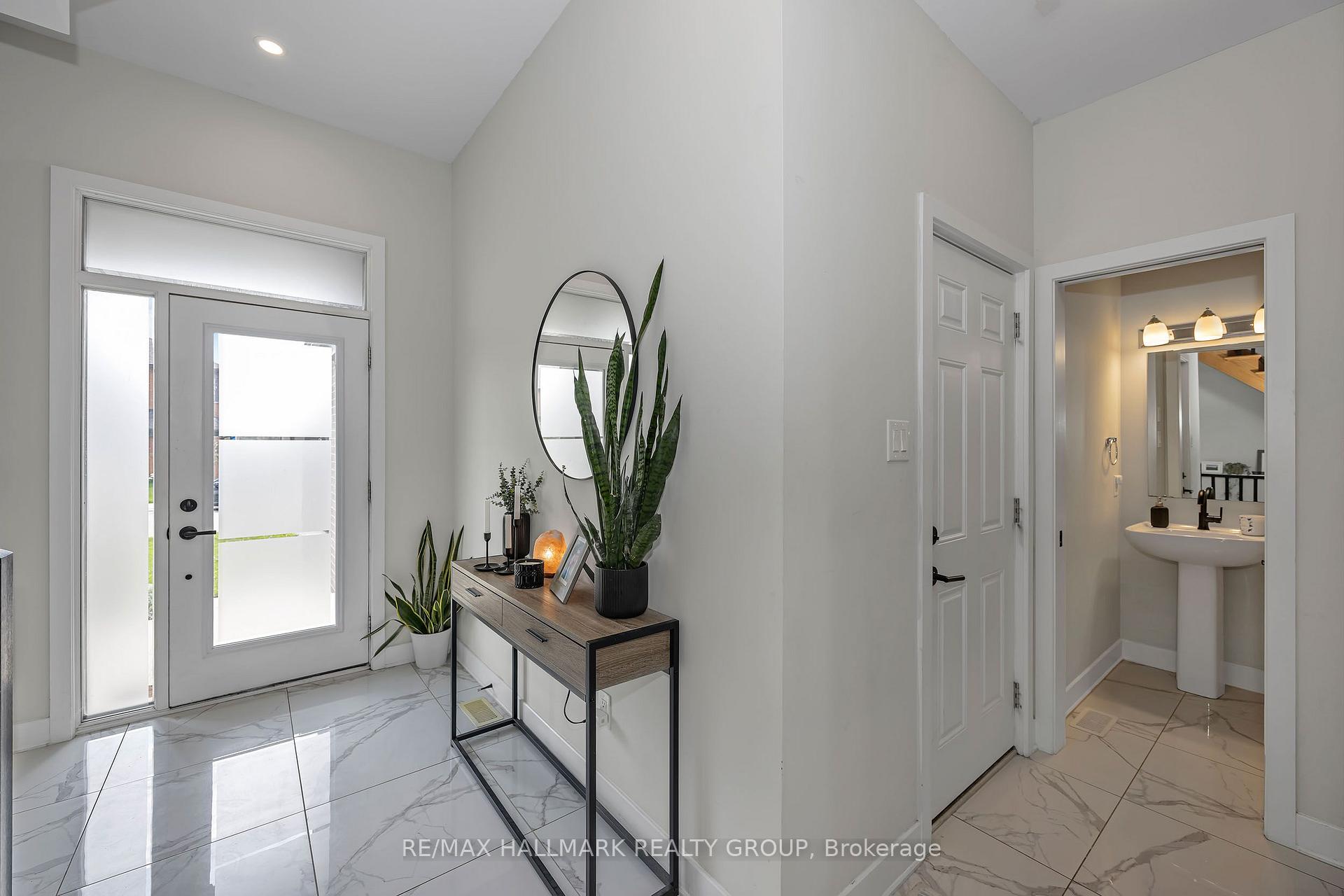 Photo 6 of 208 Big Dipper Street E, Ottawa, Riverside South/Gloucester Glen — HOMEH