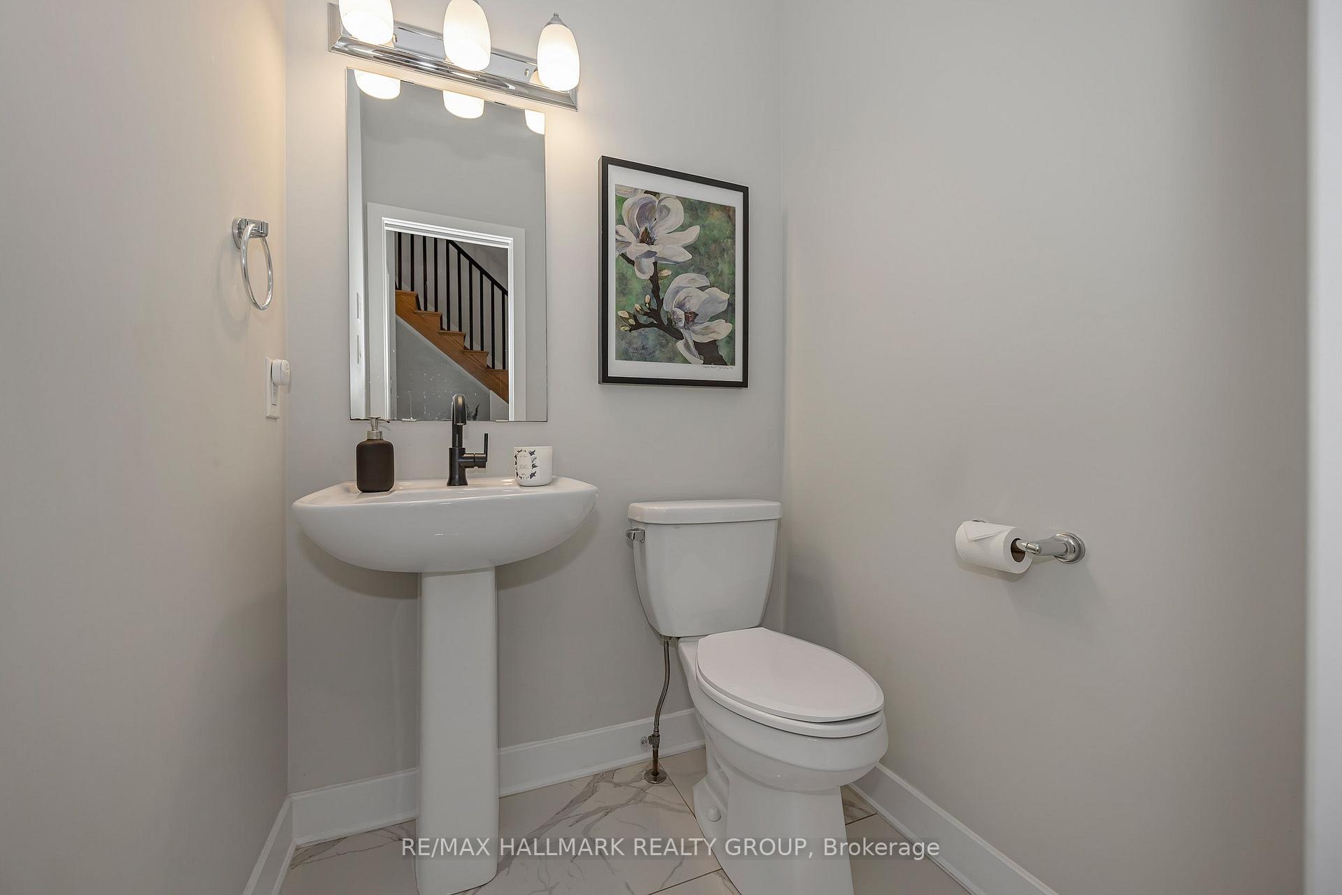 Photo 7 of 208 Big Dipper Street E, Ottawa, Riverside South/Gloucester Glen — HOMEH