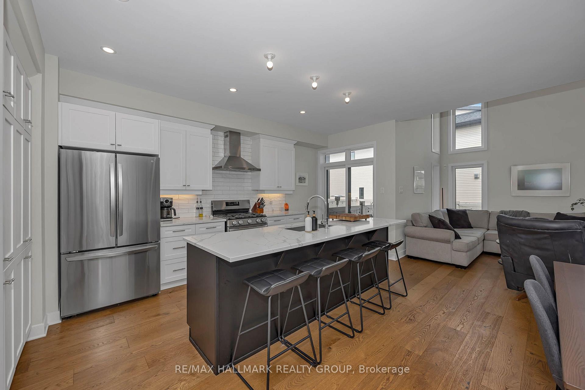 Photo 8 of 208 Big Dipper Street E, Ottawa, Riverside South/Gloucester Glen — HOMEH