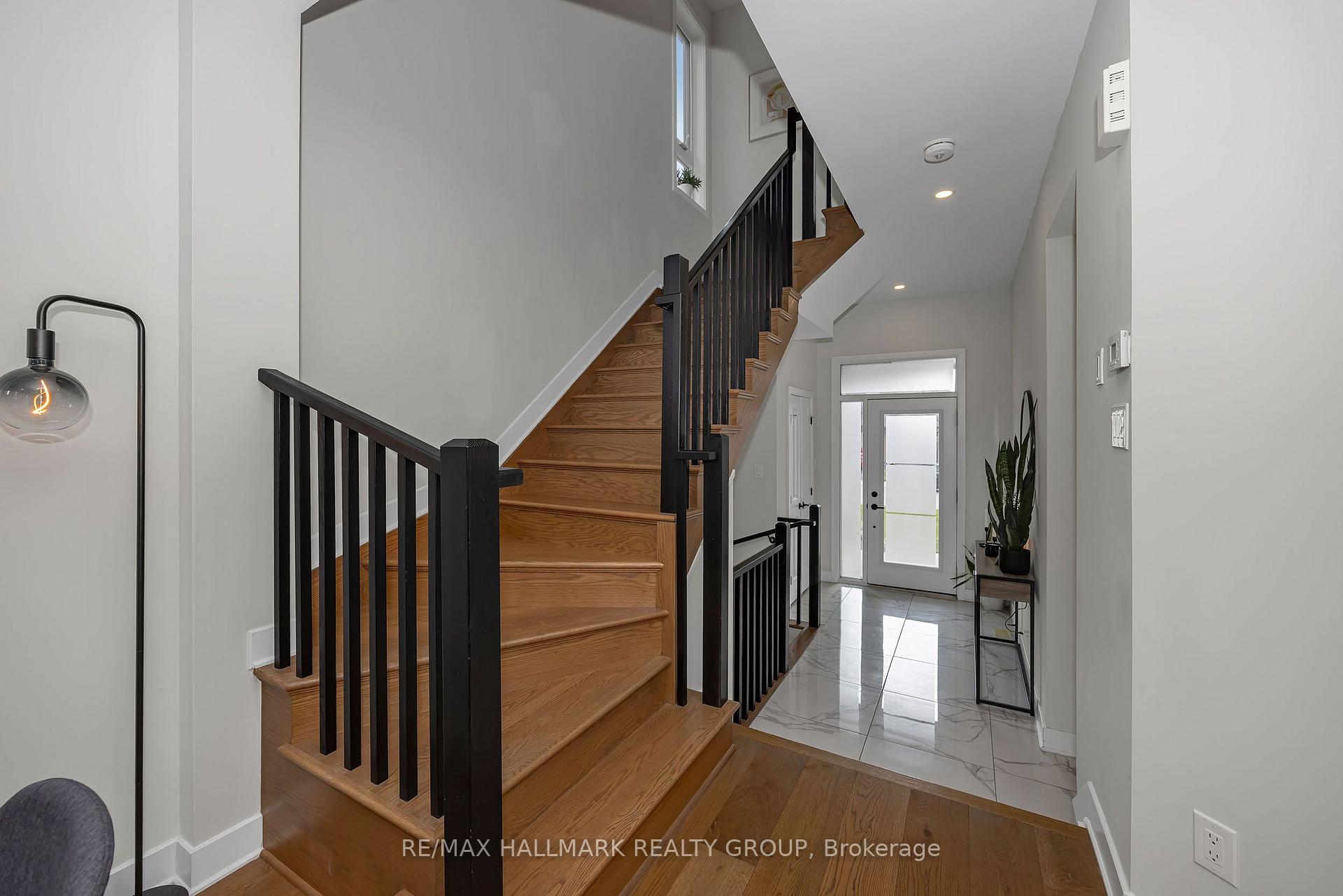 Photo 19 of 208 Big Dipper Street E, Ottawa, Riverside South/Gloucester Glen — HOMEH