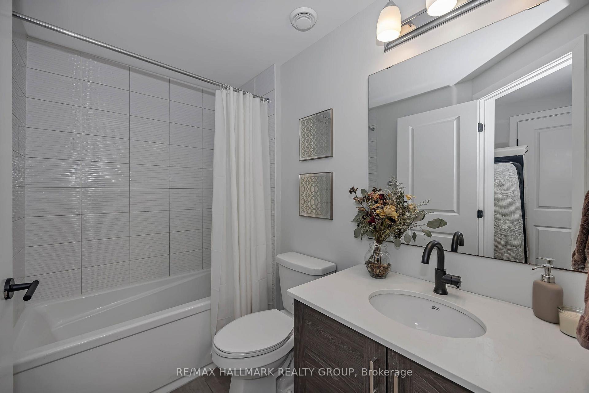 Photo 35 of 208 Big Dipper Street E, Ottawa, Riverside South/Gloucester Glen — HOMEH