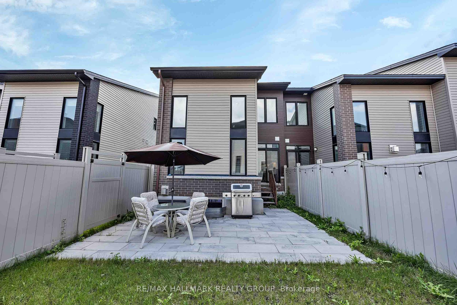 Photo 40 of 208 Big Dipper Street E, Ottawa, Riverside South/Gloucester Glen — HOMEH