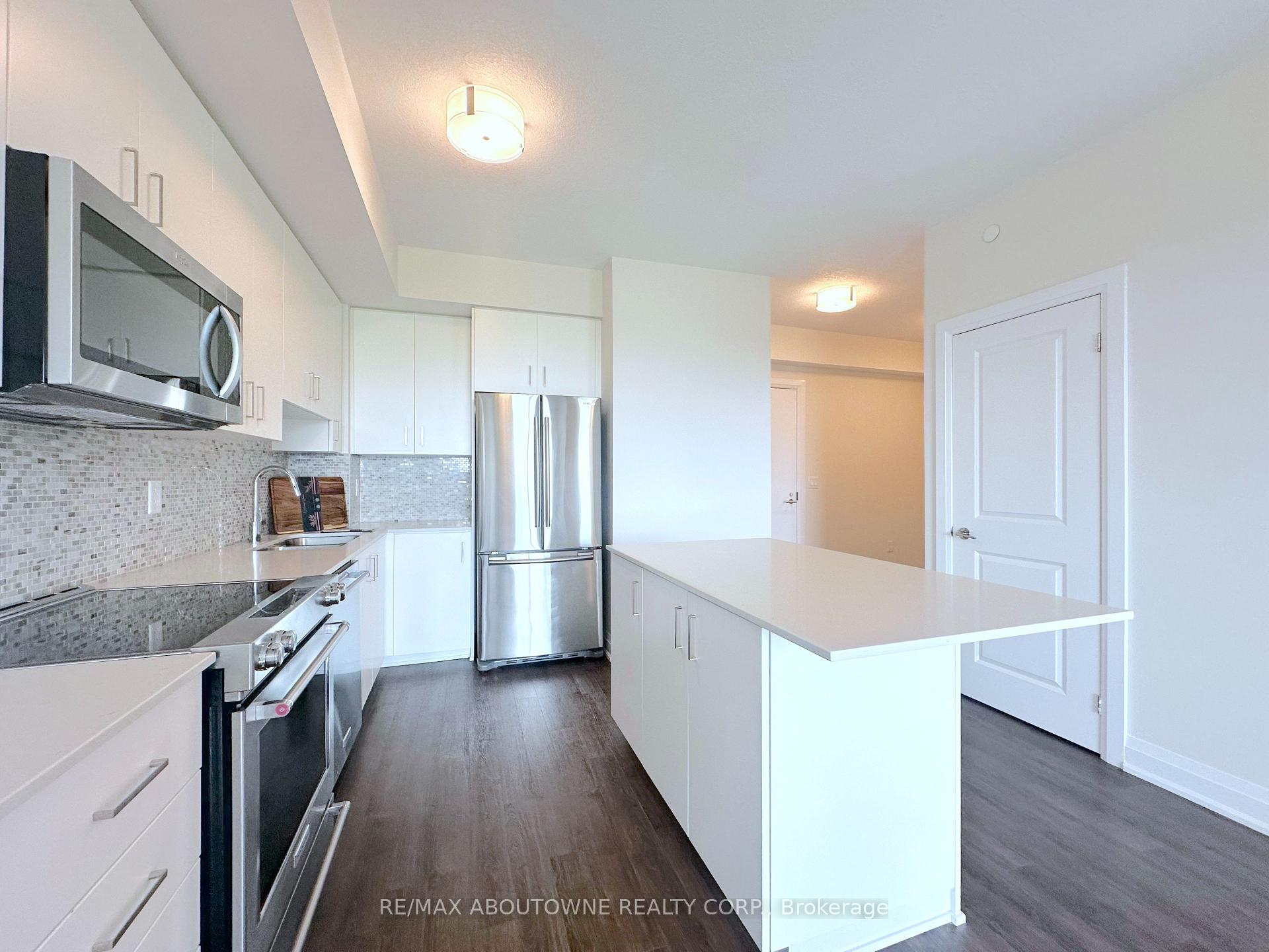 Photo 3 of Unit 411, 2333 Taunton Road, Oakville, River Oaks — HOMEH