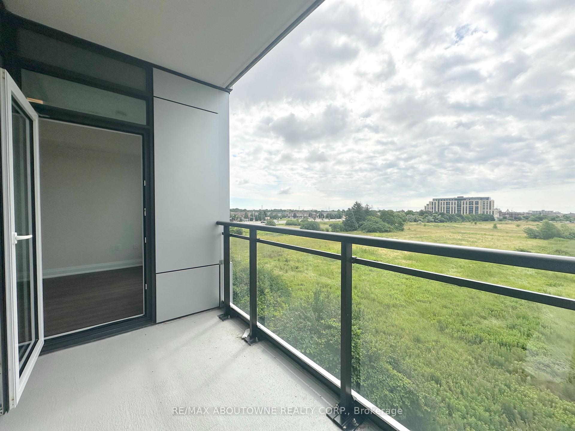 Photo 11 of Unit 411, 2333 Taunton Road, Oakville, River Oaks — HOMEH