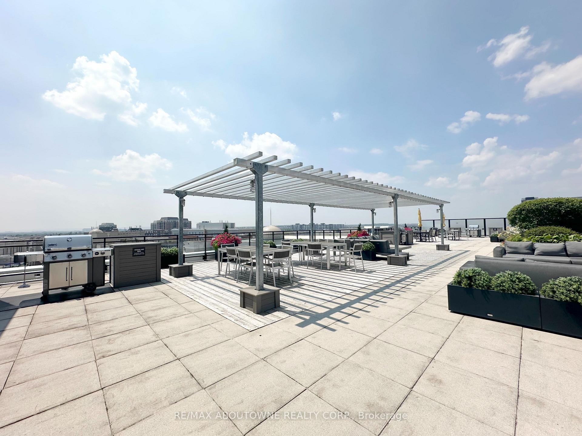 Photo 17 of Unit 411, 2333 Taunton Road, Oakville, River Oaks — HOMEH