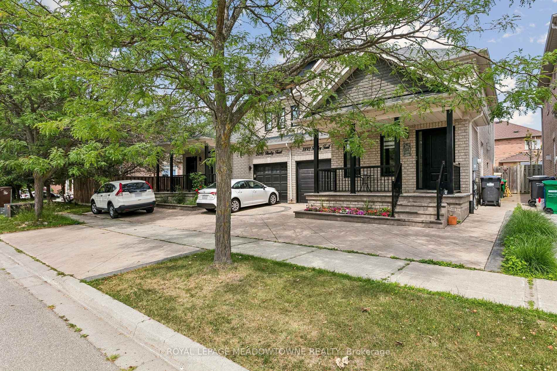 Photo 3 of 3893 Barley Trail, Mississauga, Churchill Meadows — HOMEH