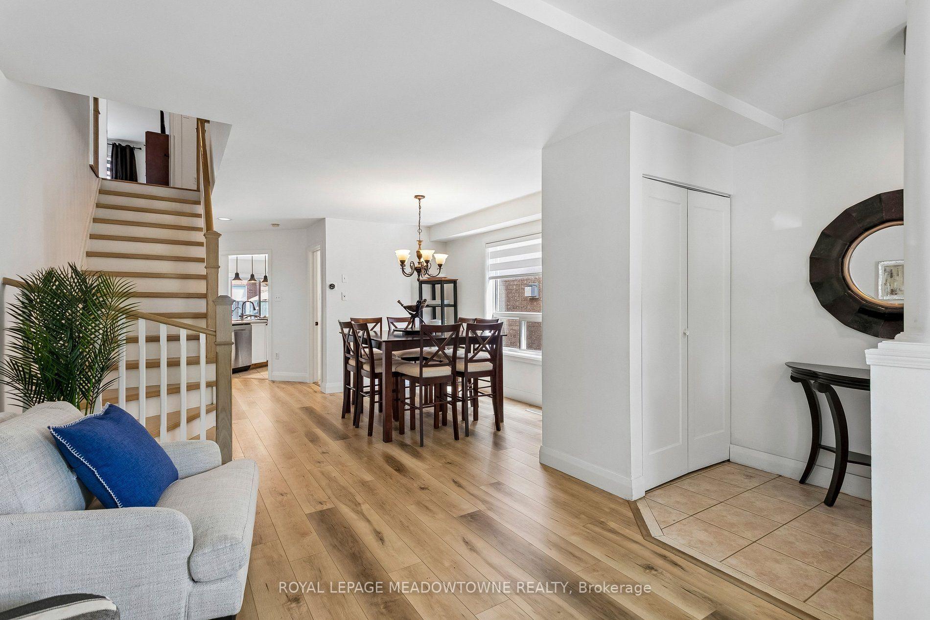 Photo 9 of 3893 Barley Trail, Mississauga, Churchill Meadows — HOMEH