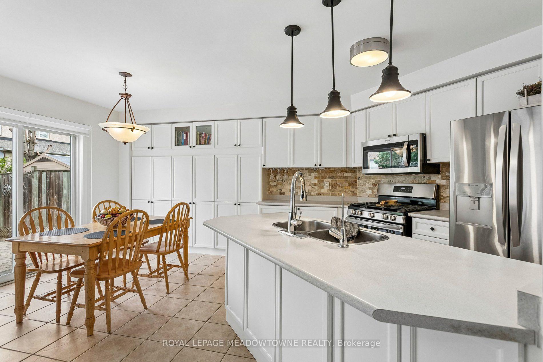 Photo 15 of 3893 Barley Trail, Mississauga, Churchill Meadows — HOMEH