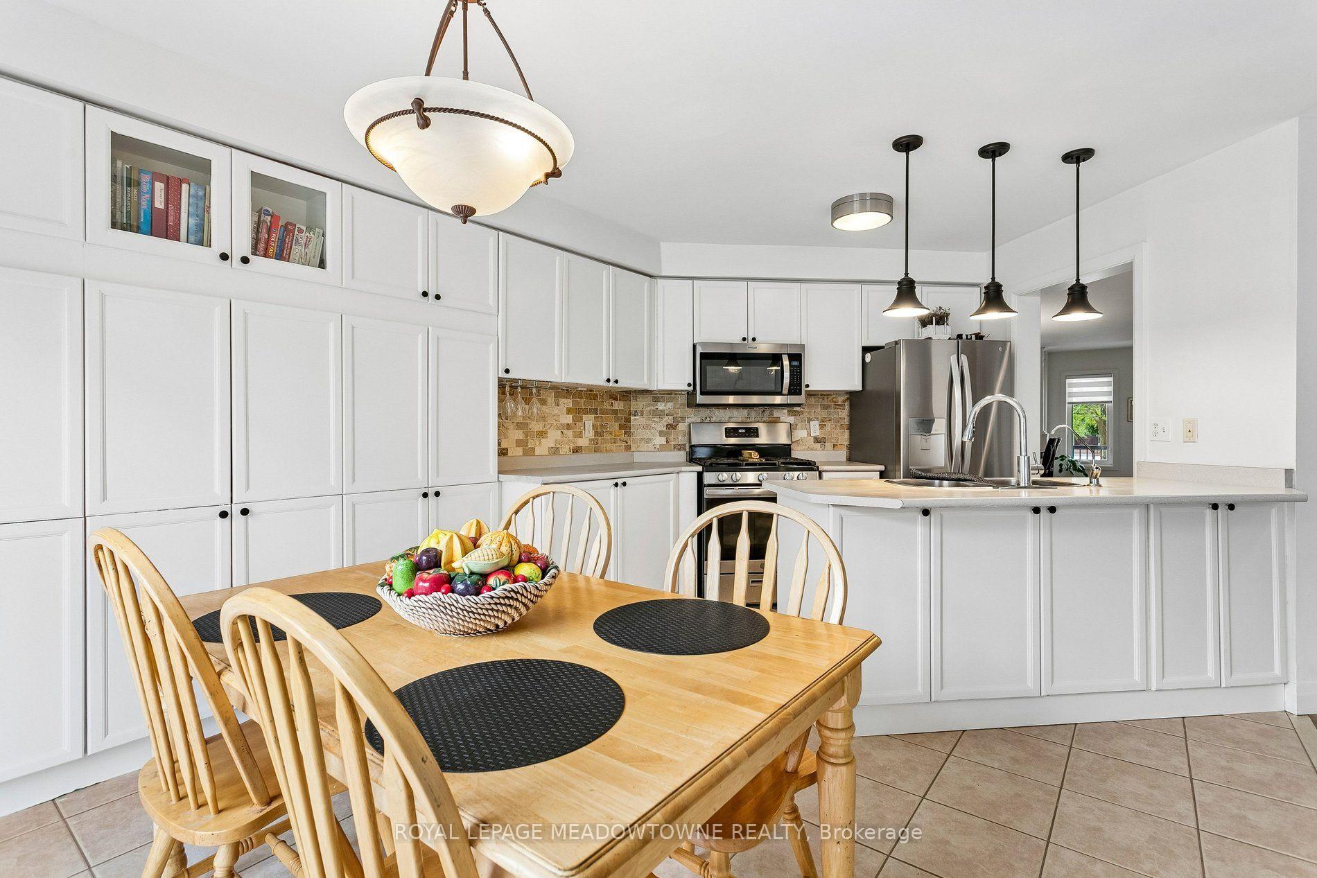 Photo 16 of 3893 Barley Trail, Mississauga, Churchill Meadows — HOMEH