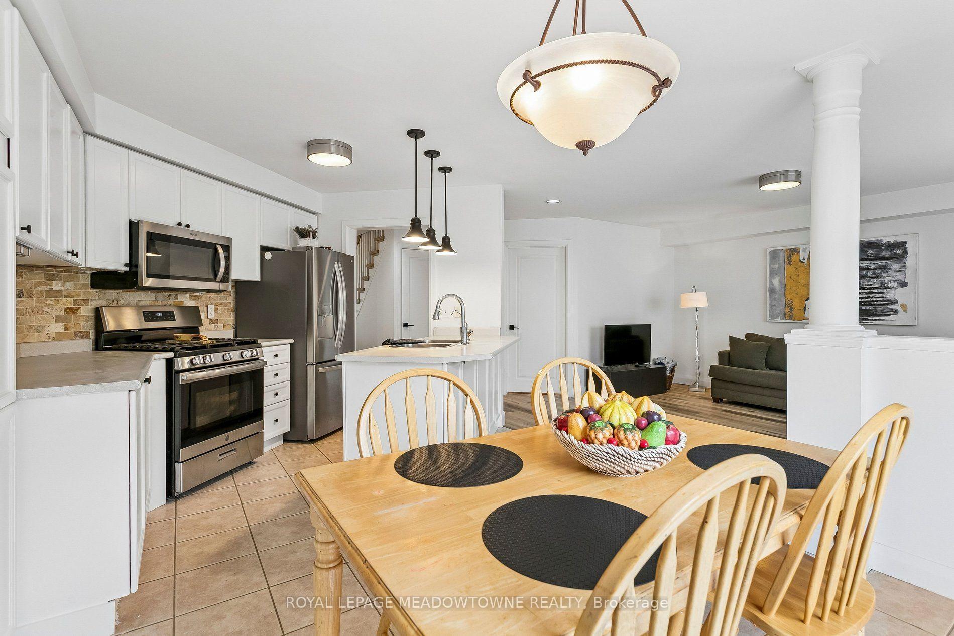 Photo 17 of 3893 Barley Trail, Mississauga, Churchill Meadows — HOMEH