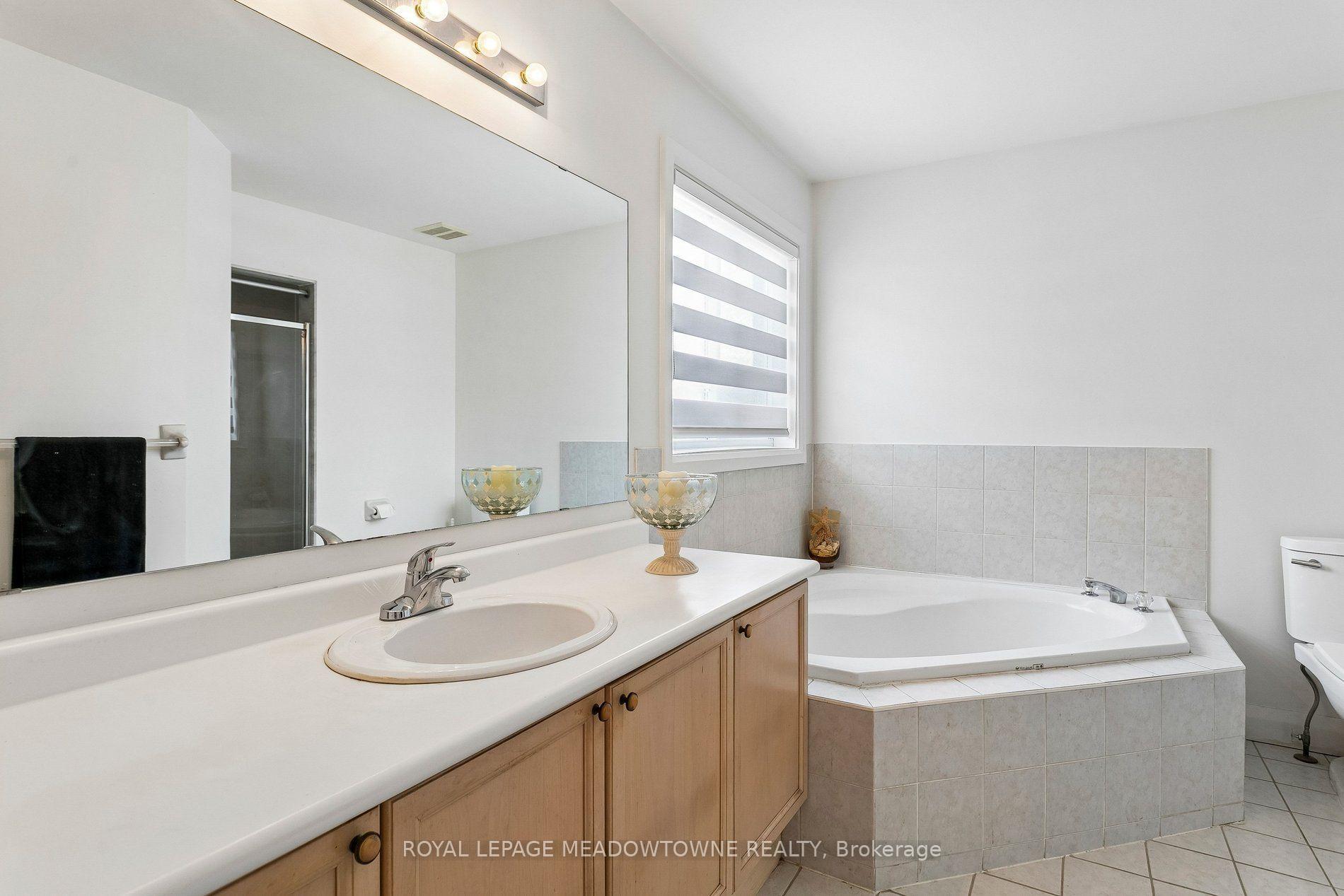 Photo 40 of 3893 Barley Trail, Mississauga, Churchill Meadows — HOMEH