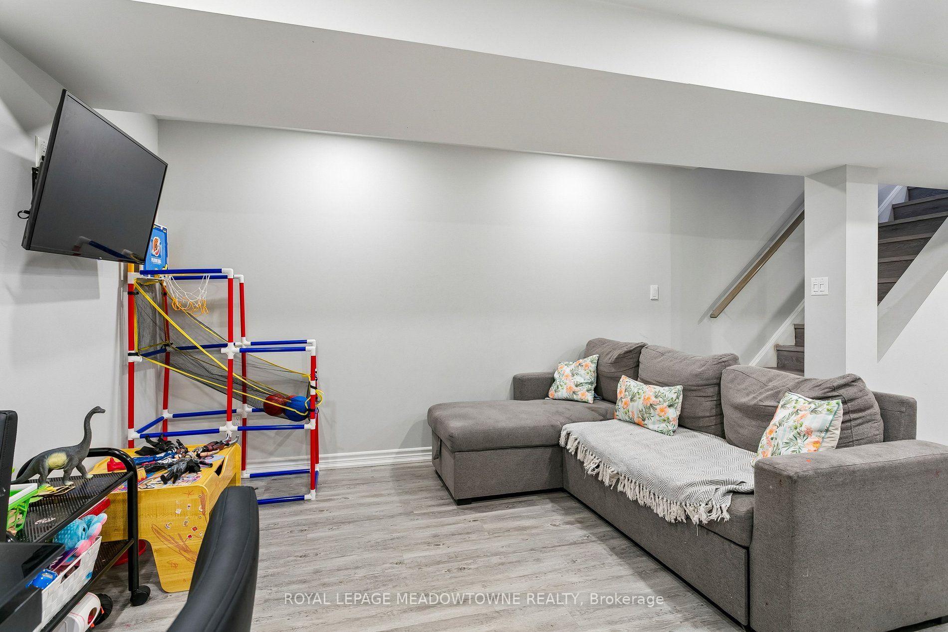 Photo 45 of 3893 Barley Trail, Mississauga, Churchill Meadows — HOMEH