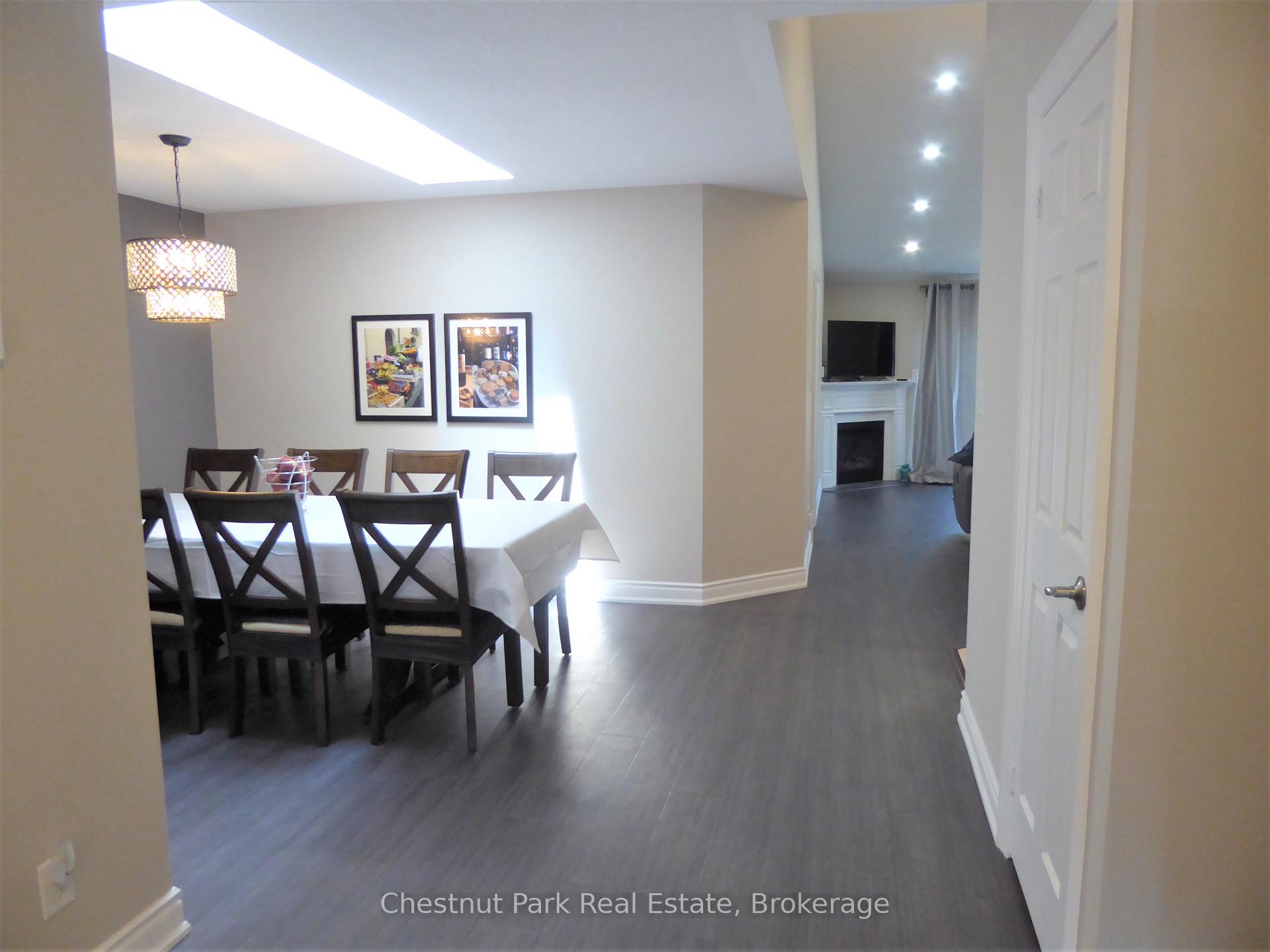 Photo 9 of 23 Green Briar Drive, Collingwood — HOMEH