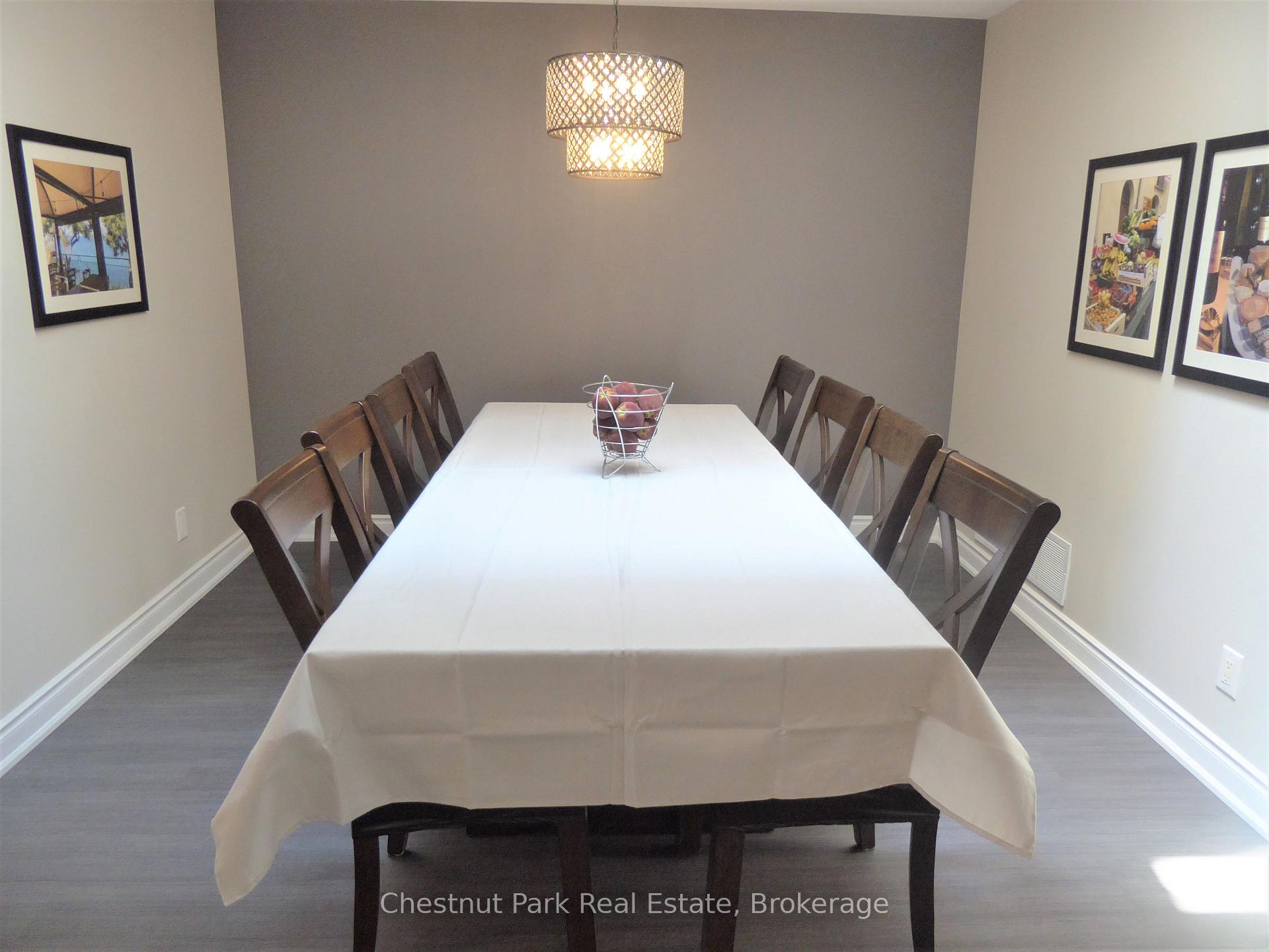 Photo 10 of 23 Green Briar Drive, Collingwood — HOMEH