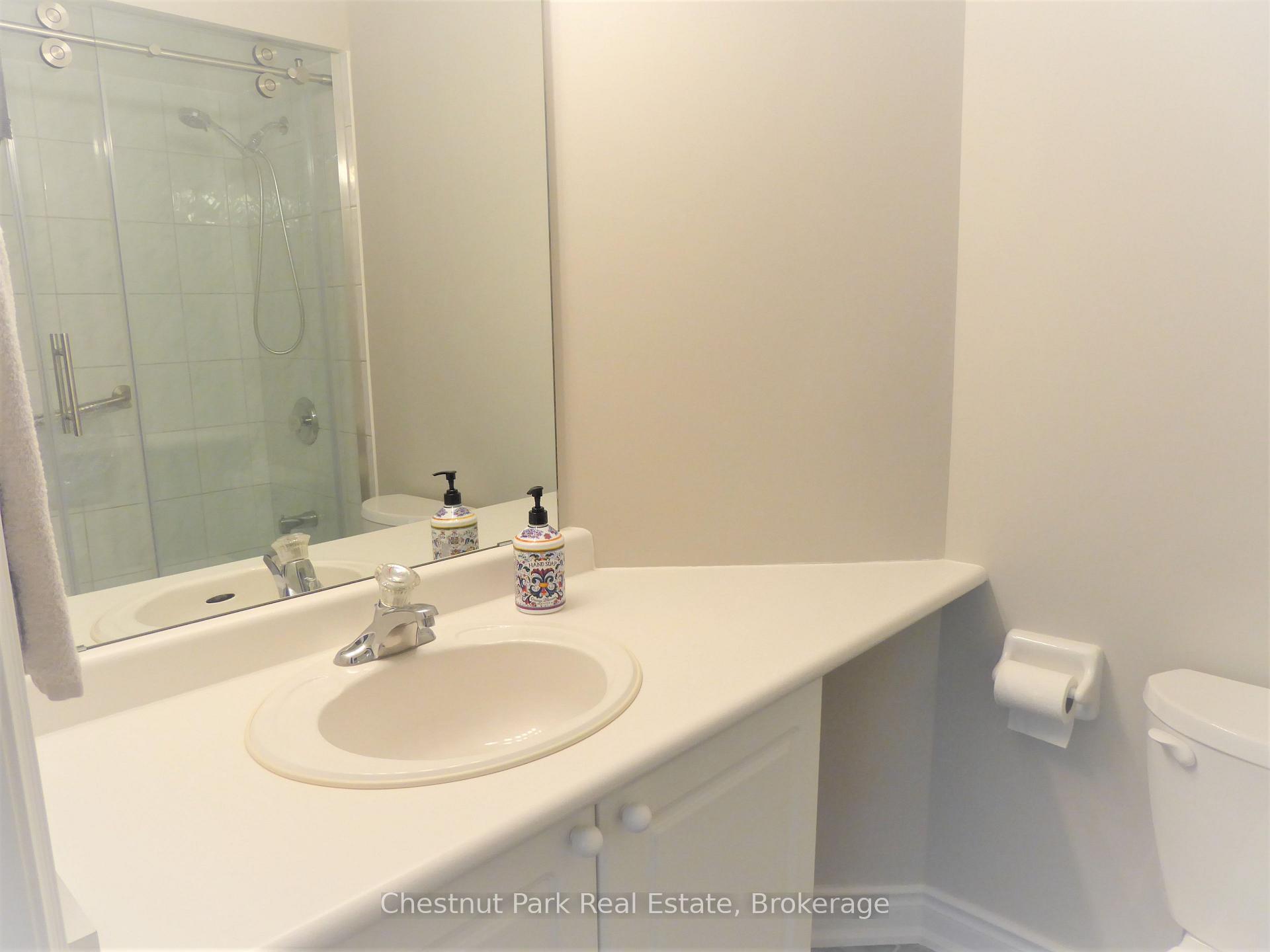 Photo 21 of 23 Green Briar Drive, Collingwood — HOMEH
