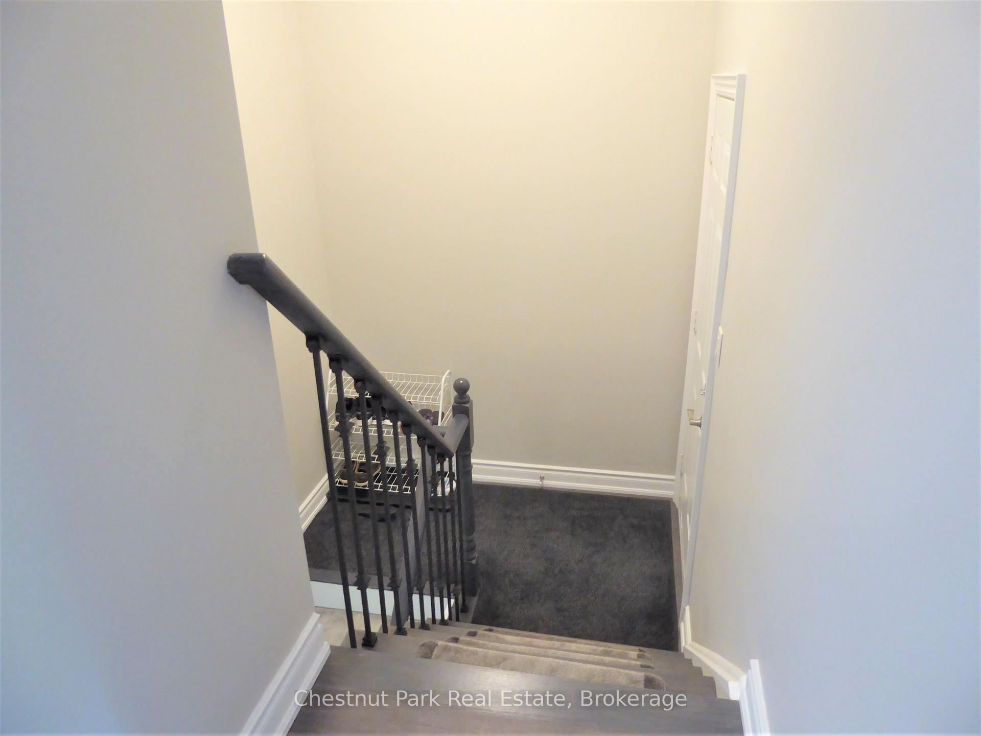 Photo 26 of 23 Green Briar Drive, Collingwood — HOMEH