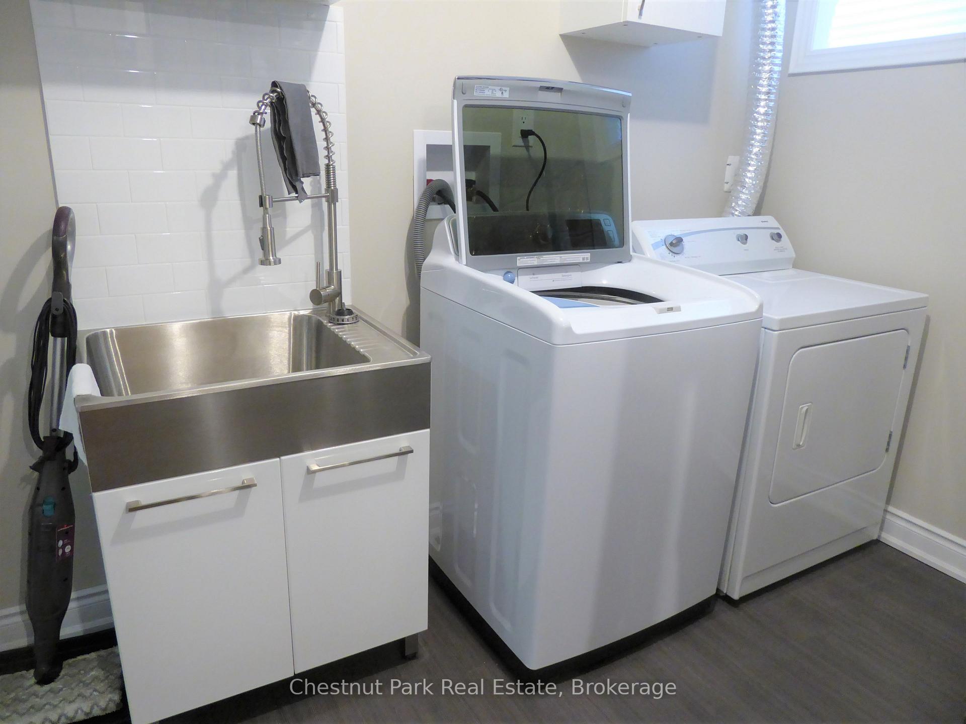 Photo 31 of 23 Green Briar Drive, Collingwood — HOMEH