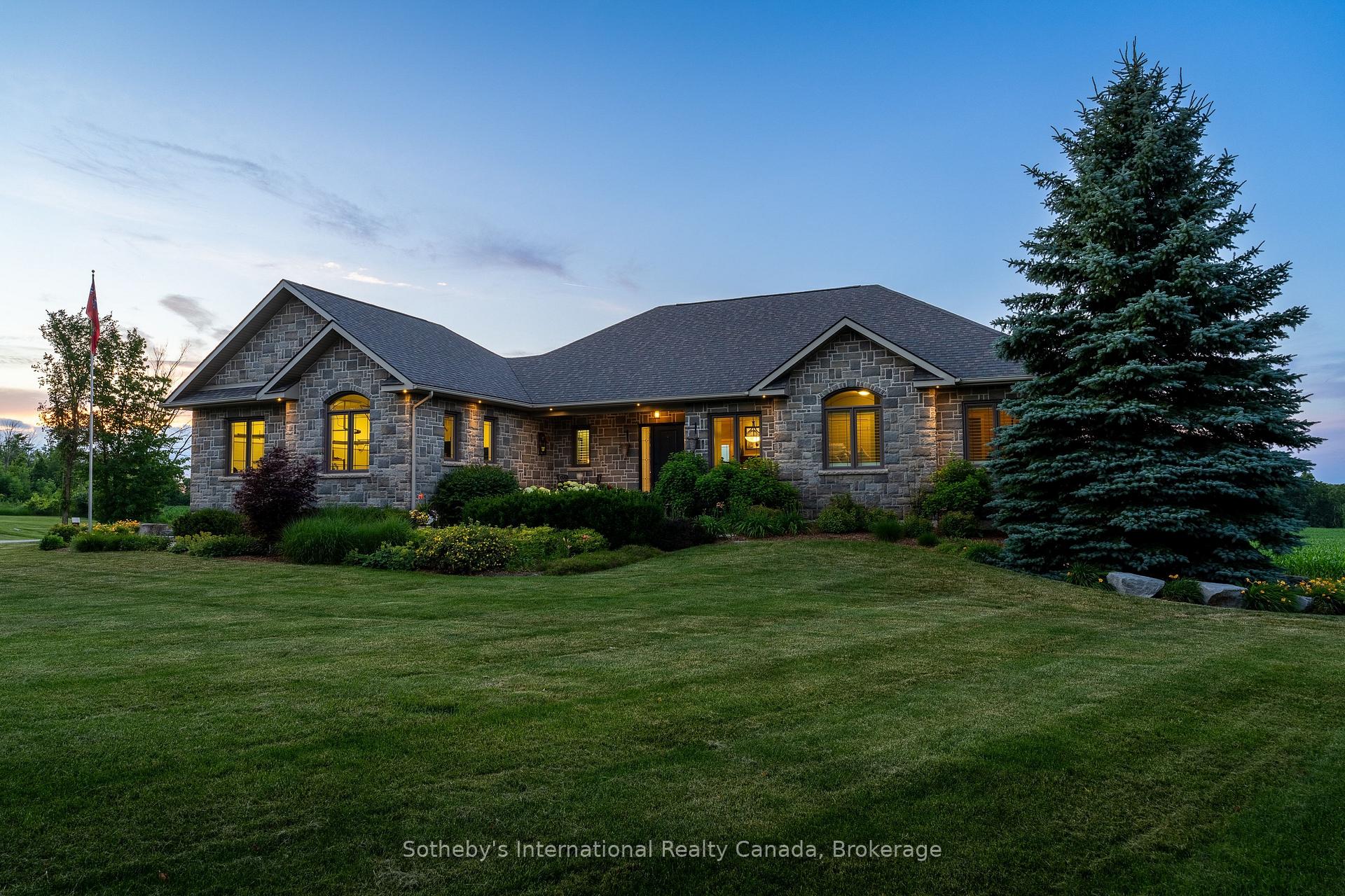 Photo 1 of 46 Sydenham Trail E, Clearview, Rural Clearview — HOMEH