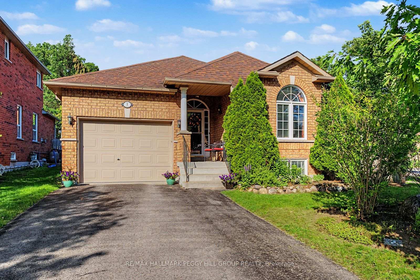 Photo 1 of 1 Valley View Court, Barrie, Bayshore — HOMEH
