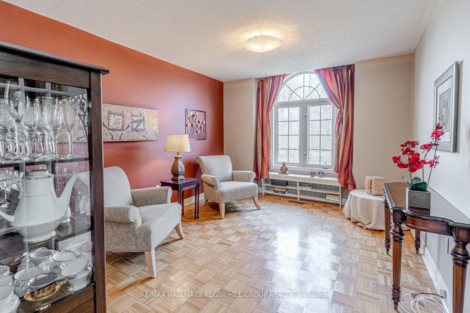 Photo 12 of 1 Valley View Court, Barrie, Bayshore — HOMEH