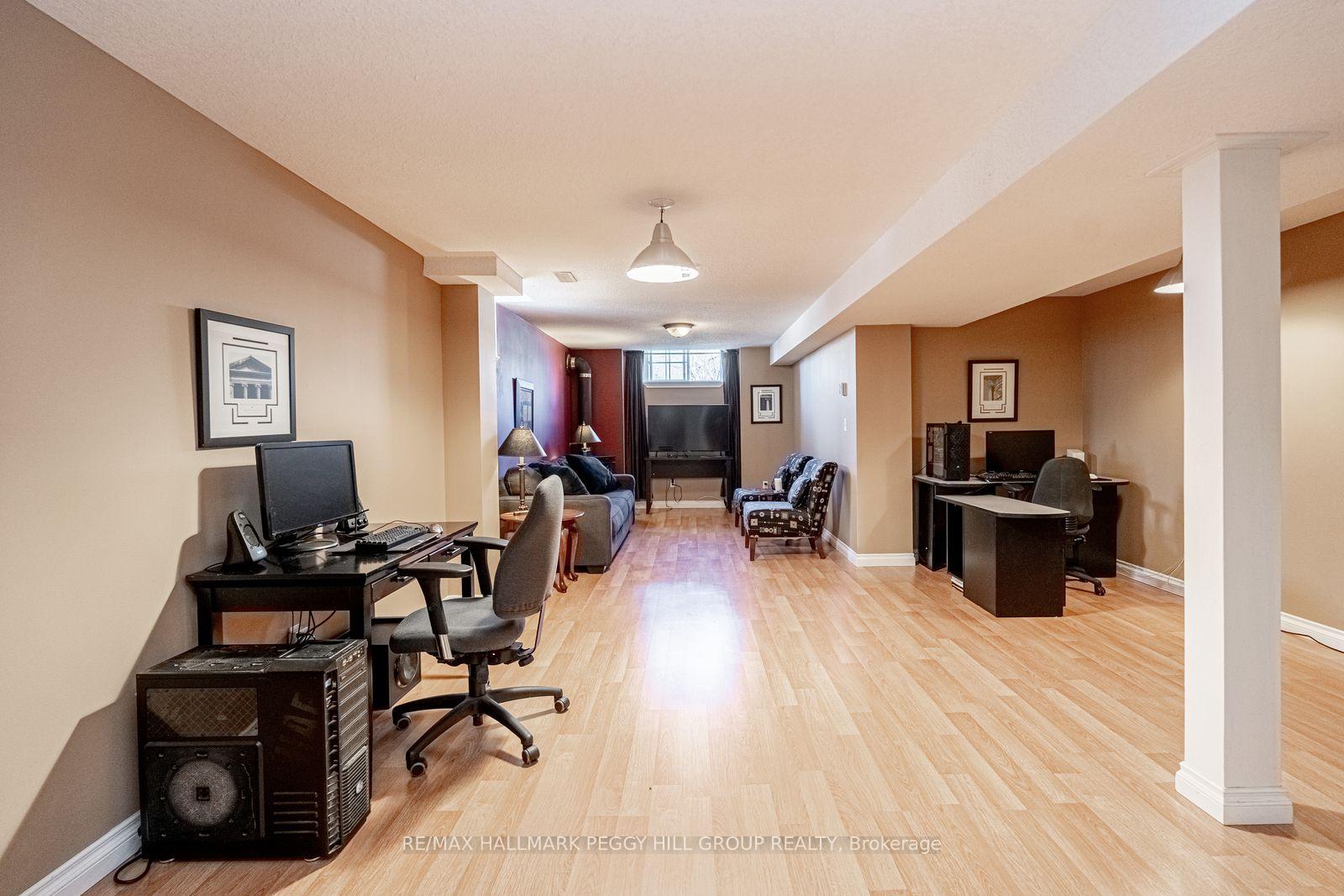 Photo 14 of 1 Valley View Court, Barrie, Bayshore — HOMEH