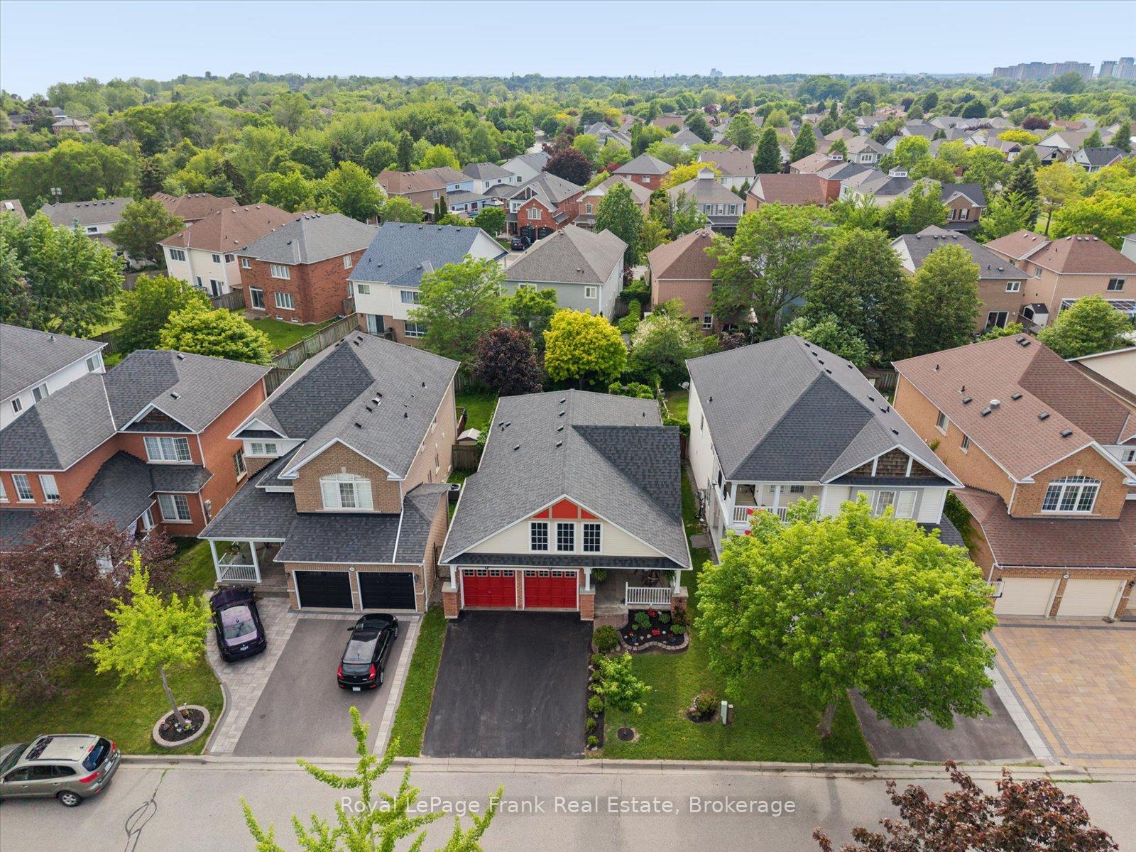 Photo 3 of 34 Davey Street, Ajax, South East — HOMEH