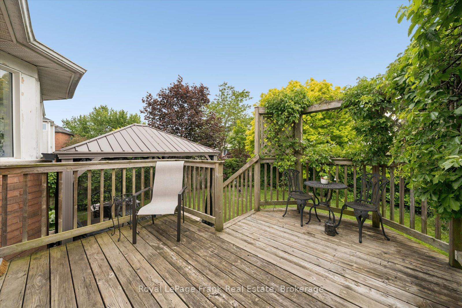 Photo 30 of 34 Davey Street, Ajax, South East — HOMEH