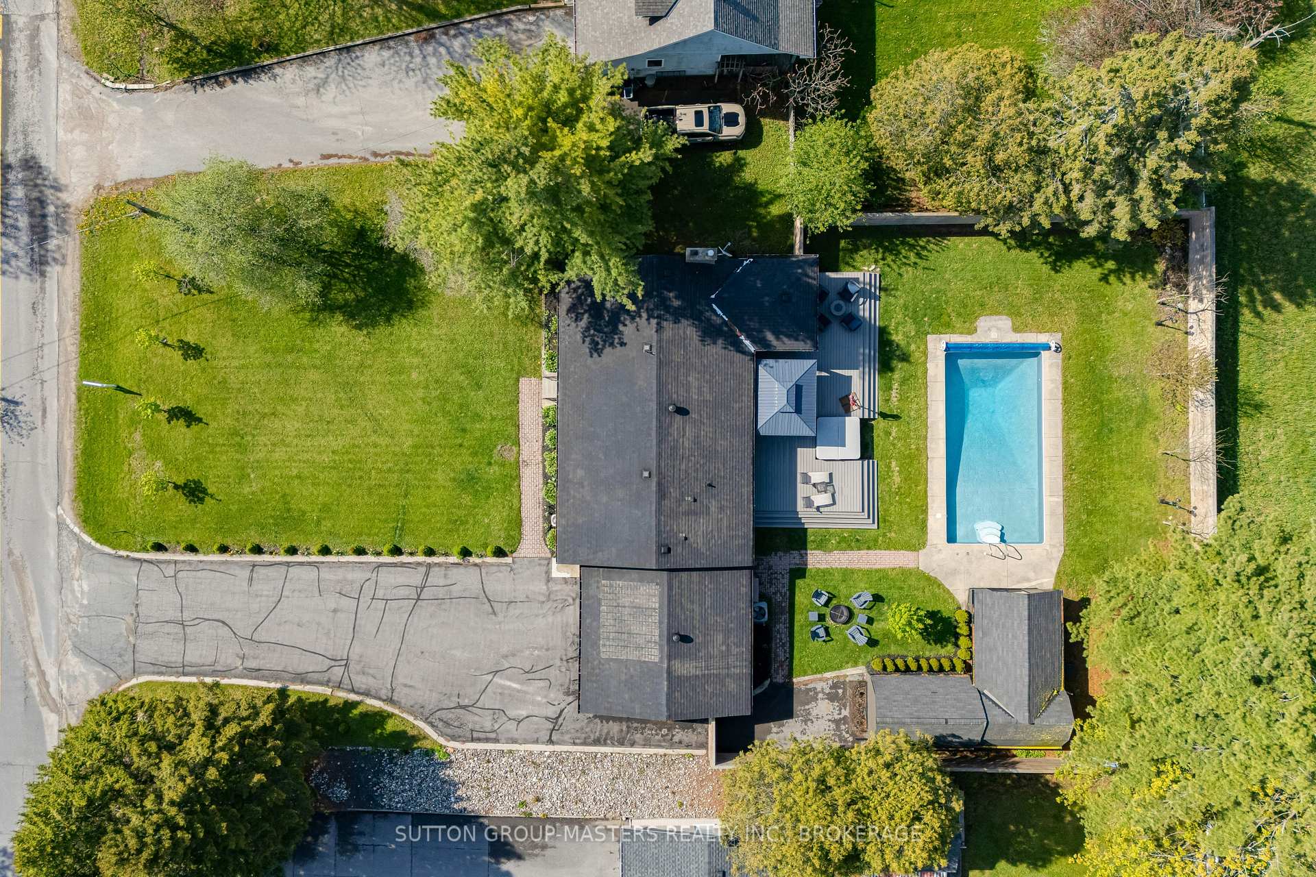 Photo 44 of 1611 Sunnyside Road, Kingston, City North of 401 — HOMEH