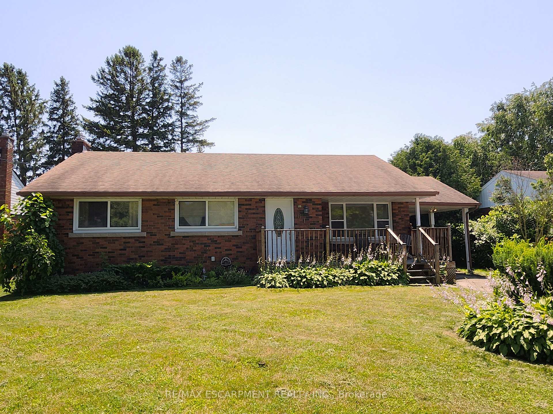 Photo 1 of 6142 Scott Street, Niagara Falls, Cherrywood — HOMEH