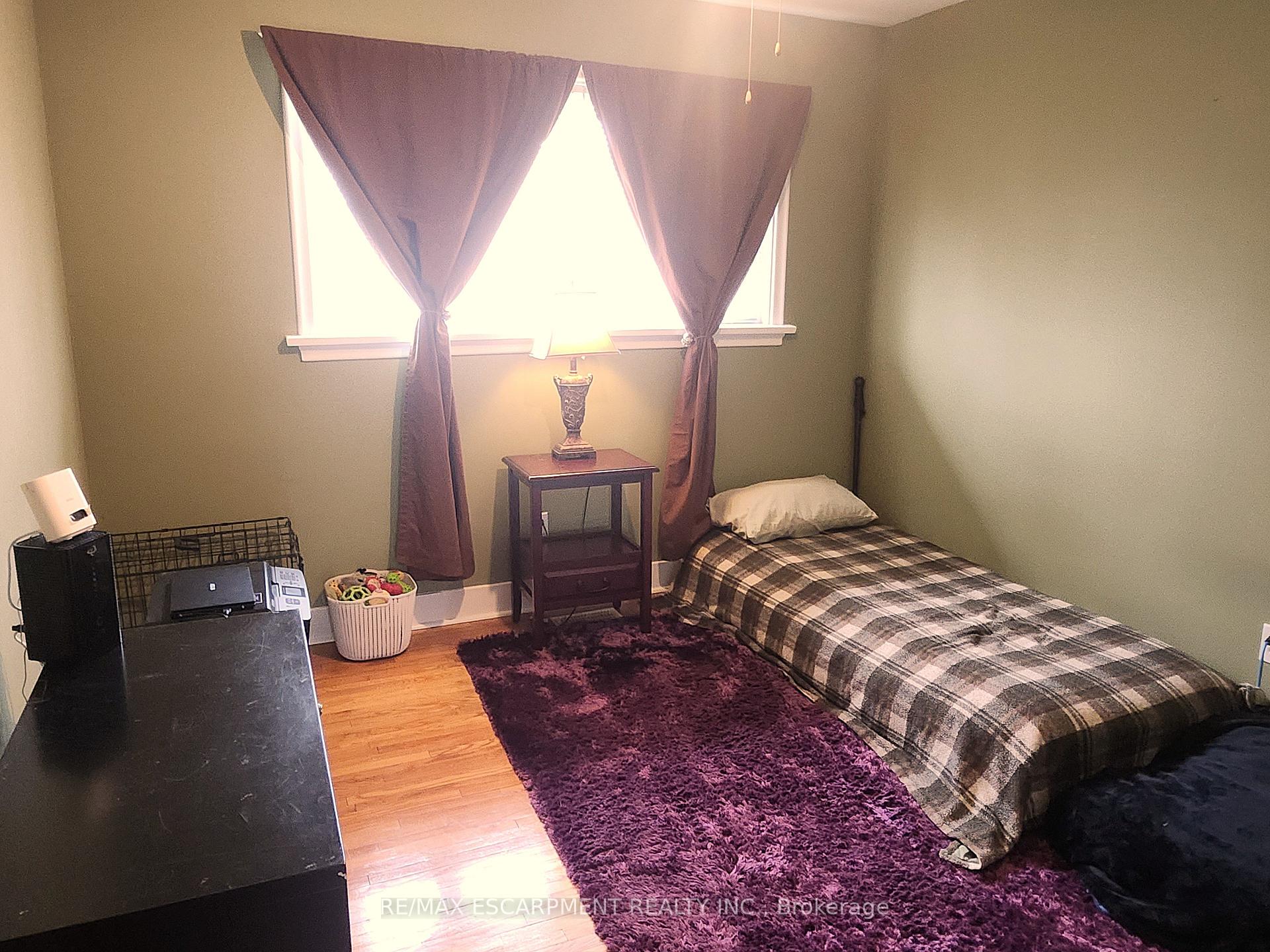 Photo 14 of 6142 Scott Street, Niagara Falls, Cherrywood — HOMEH
