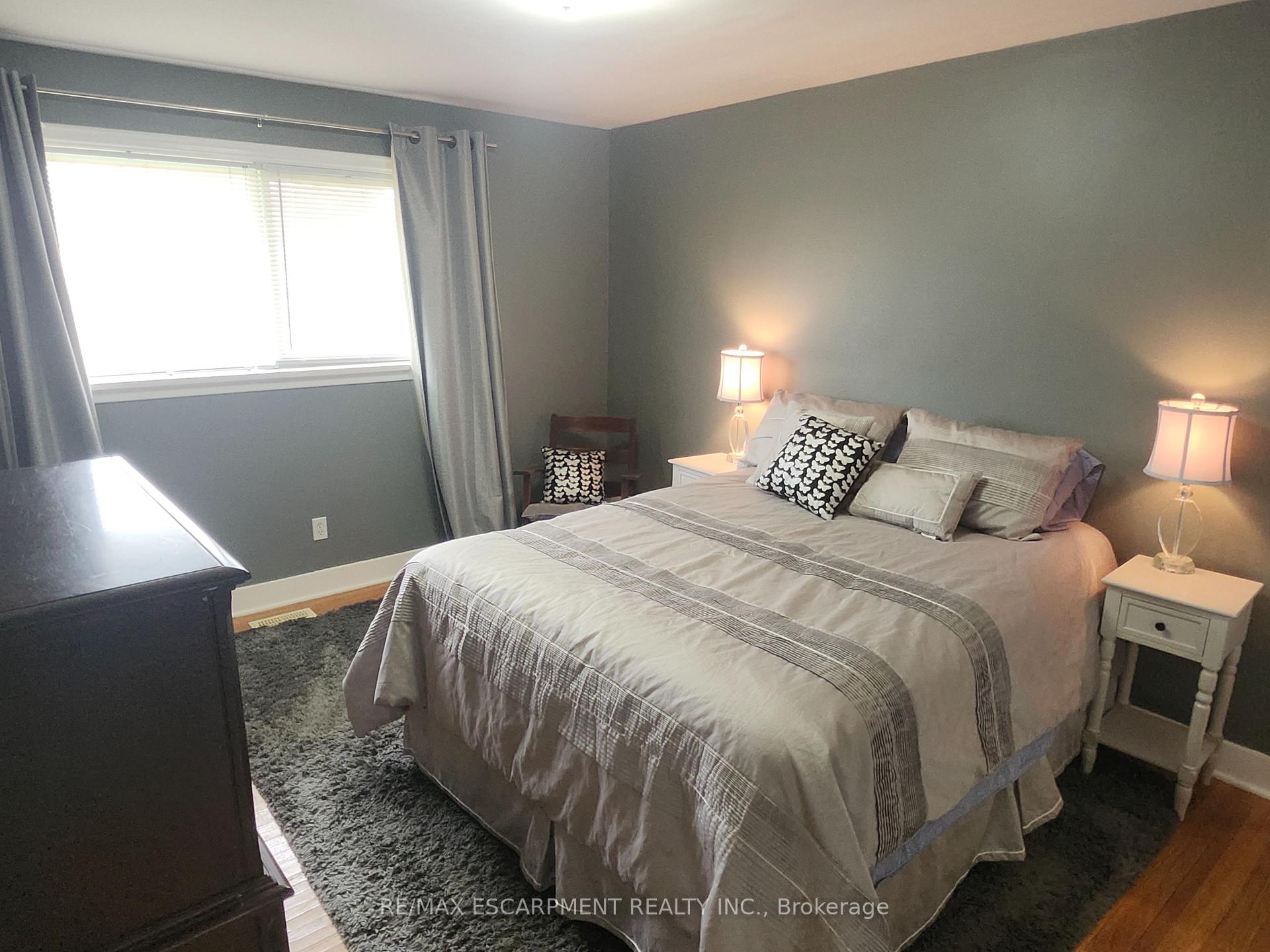 Photo 18 of 6142 Scott Street, Niagara Falls, Cherrywood — HOMEH