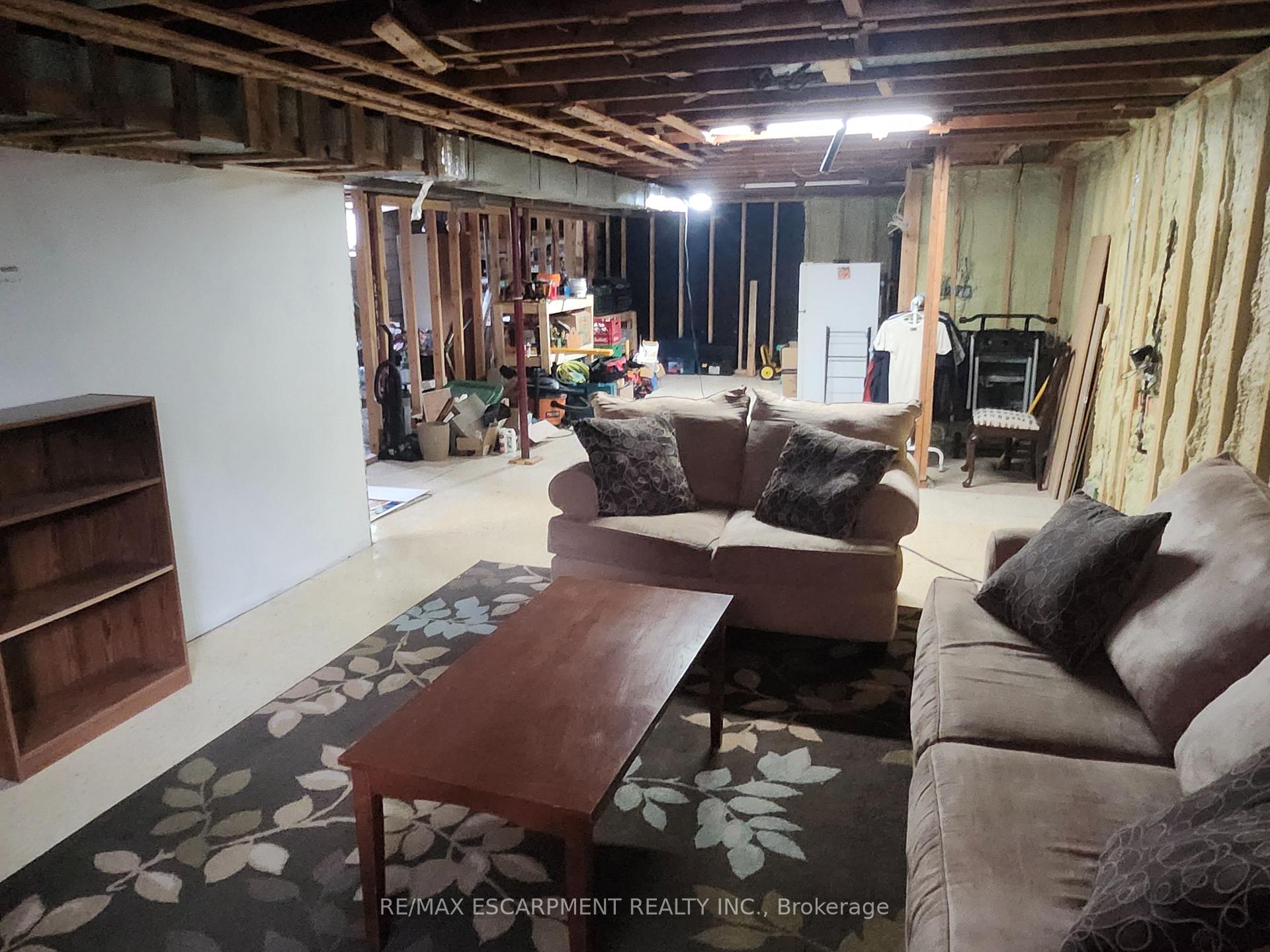 Photo 23 of 6142 Scott Street, Niagara Falls, Cherrywood — HOMEH