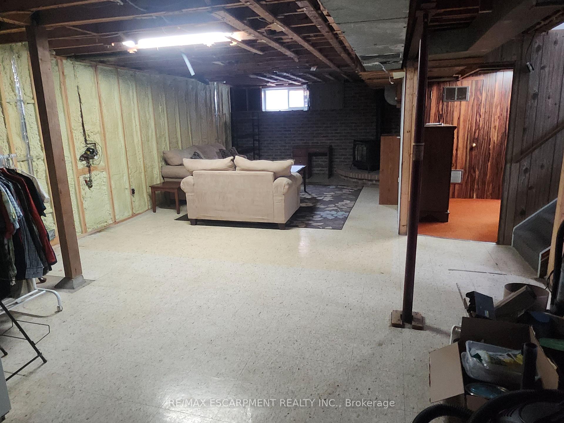Photo 25 of 6142 Scott Street, Niagara Falls, Cherrywood — HOMEH