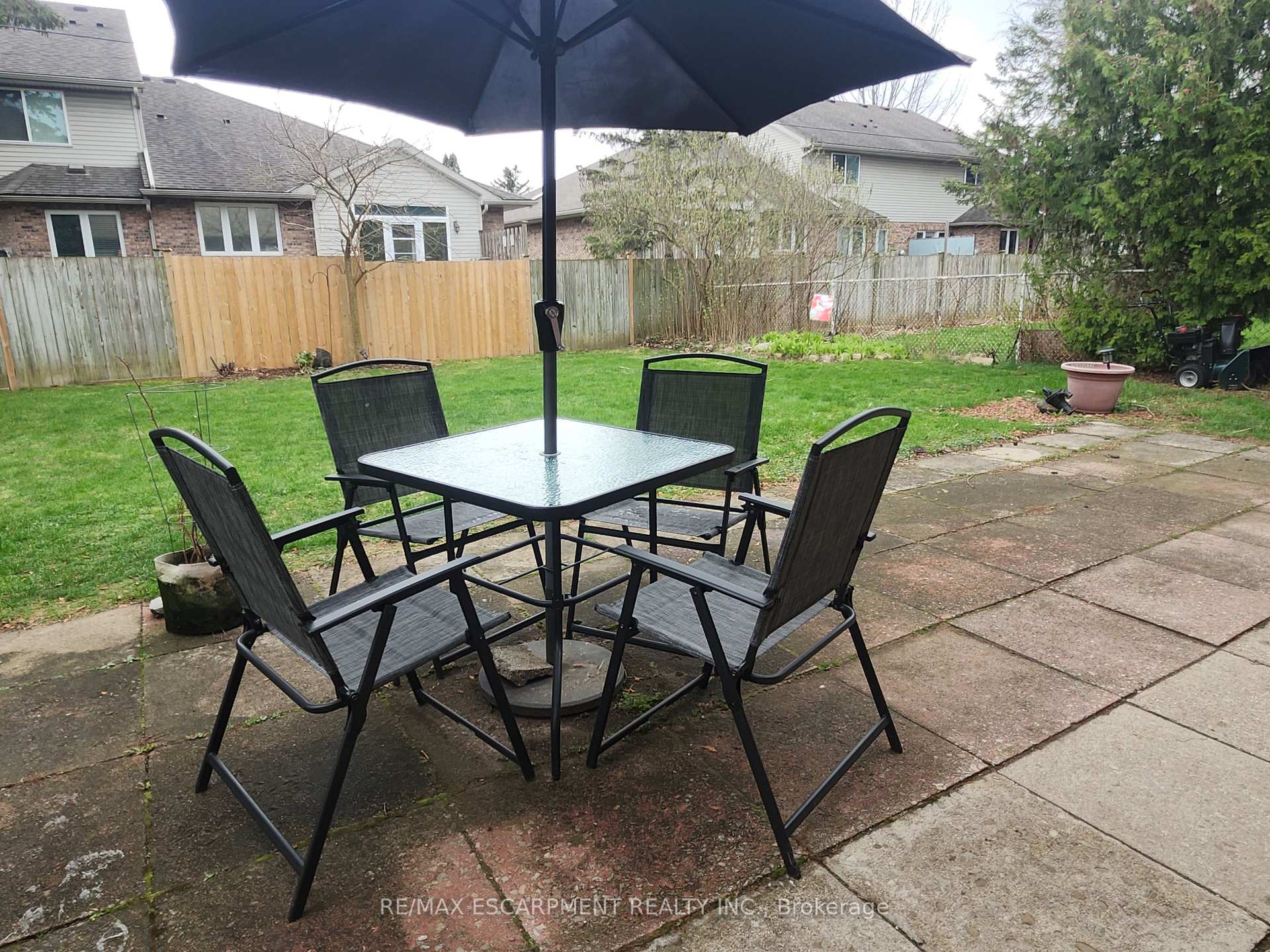 Photo 26 of 6142 Scott Street, Niagara Falls, Cherrywood — HOMEH