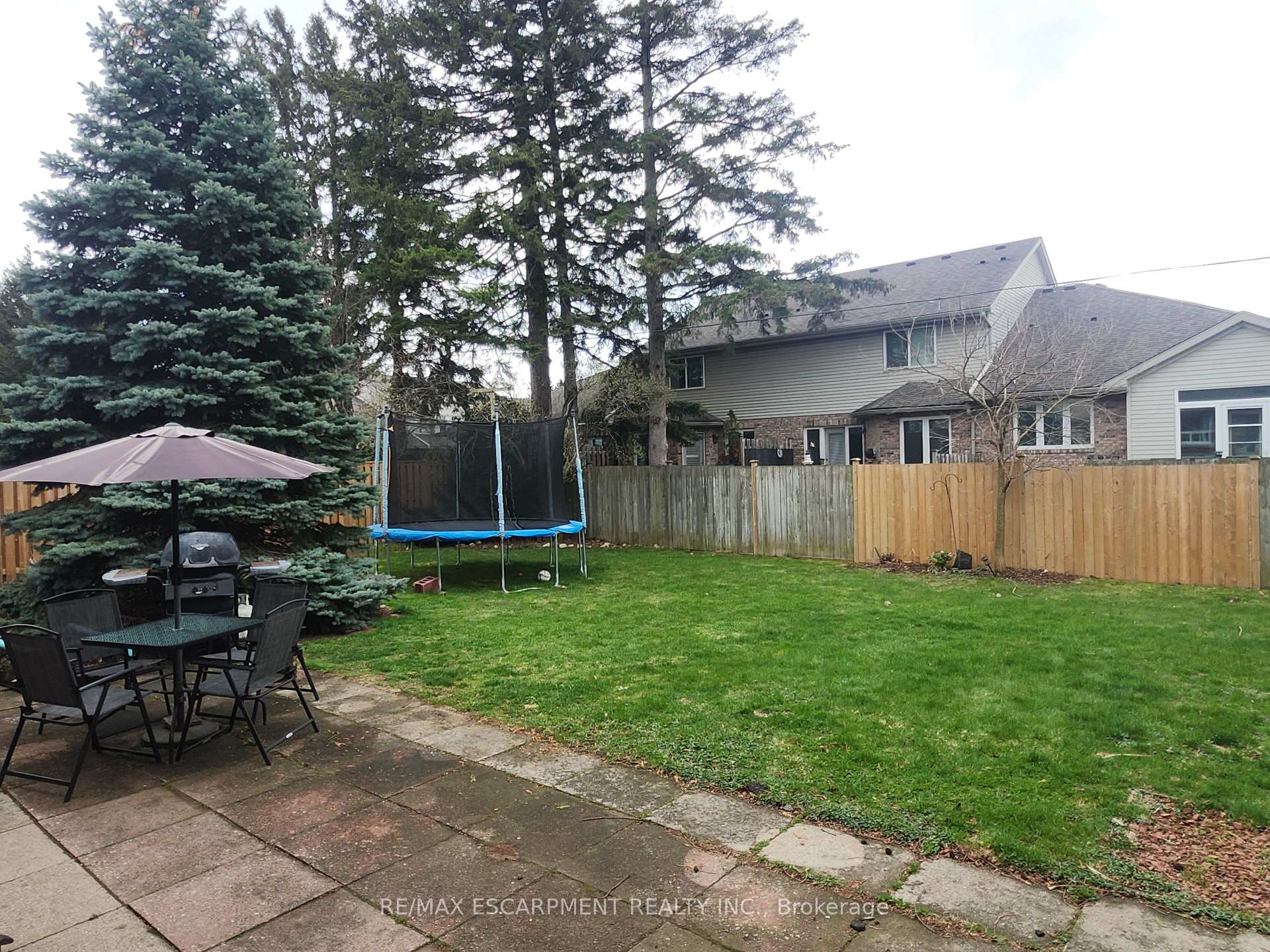 Photo 27 of 6142 Scott Street, Niagara Falls, Cherrywood — HOMEH