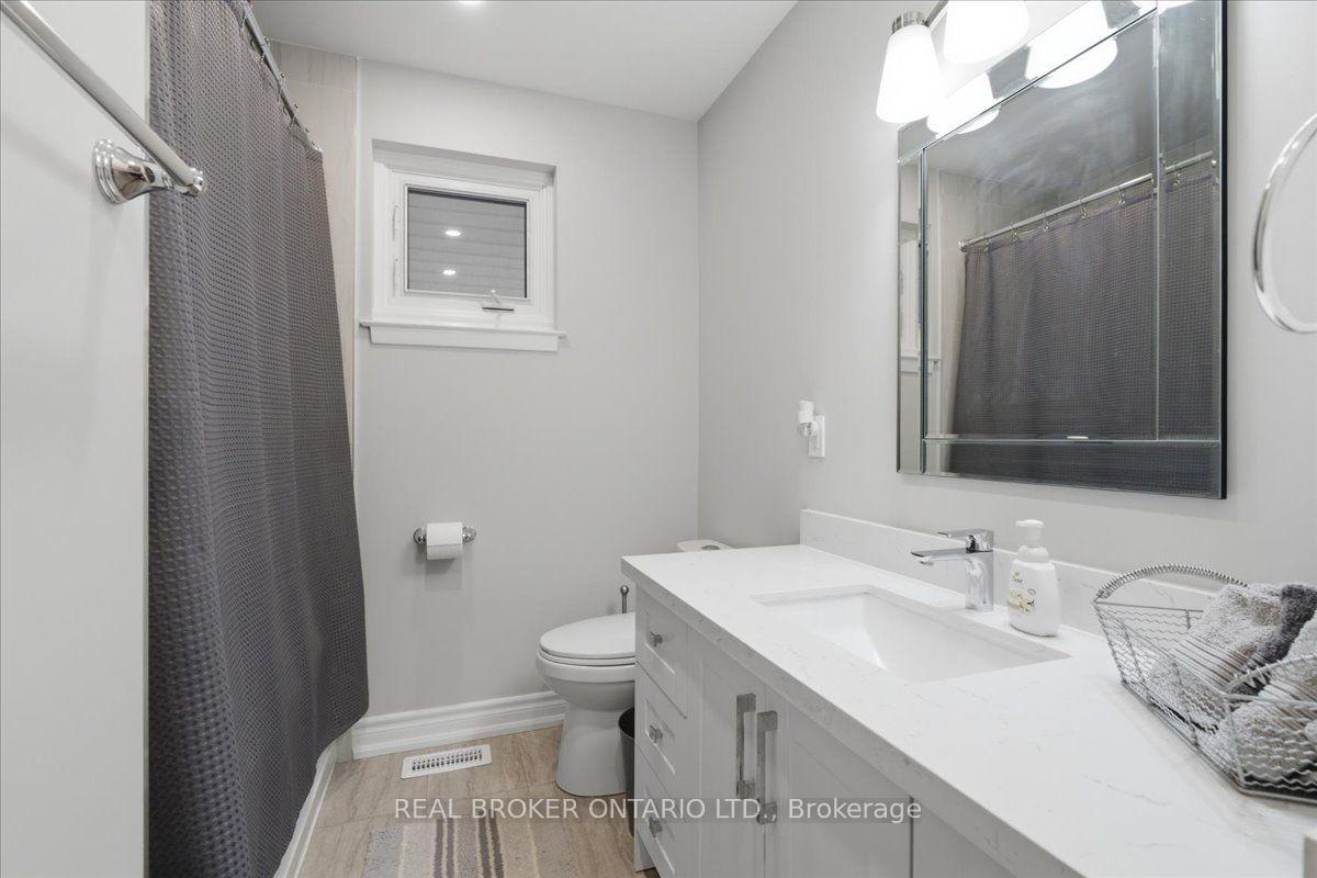 Photo 12 of 1331 Tatra Drive, Pickering, Bay Ridges — HOMEH