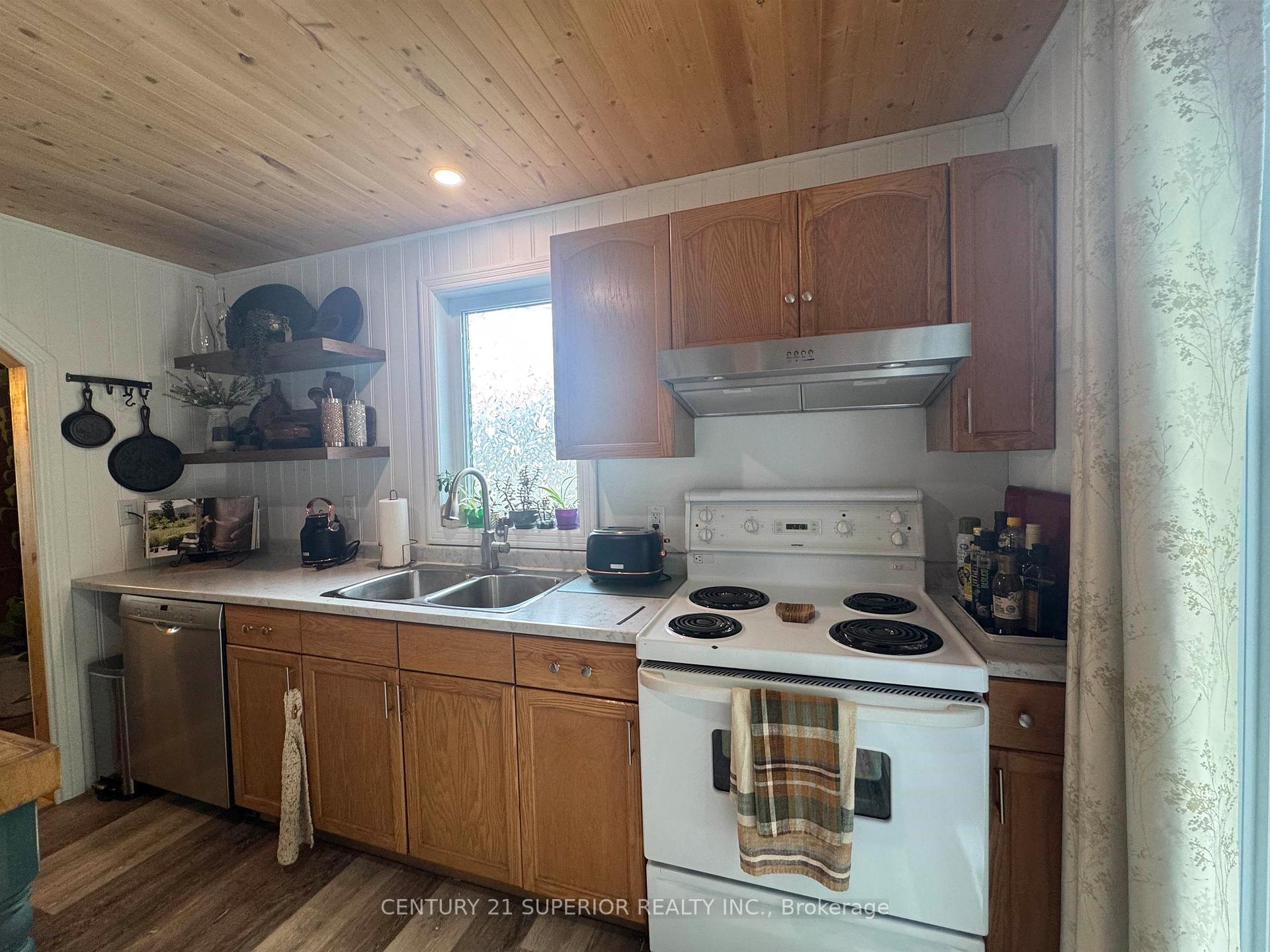 Photo 17 of 4 Adjala Avenue, Manitouwadge — HOMEH